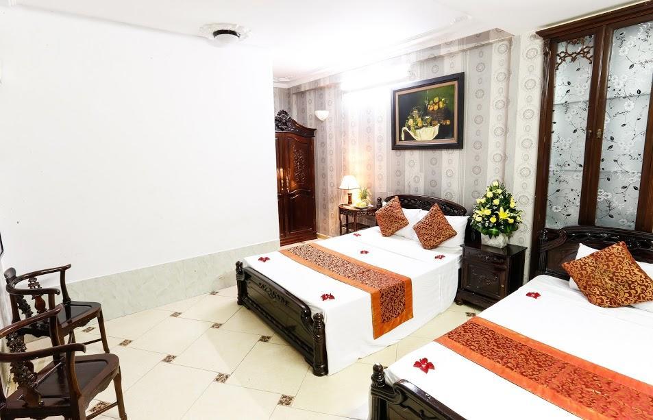 Traveller Hostel *