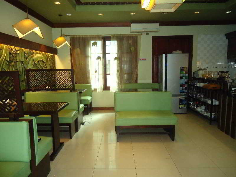 Era Hotel 3*