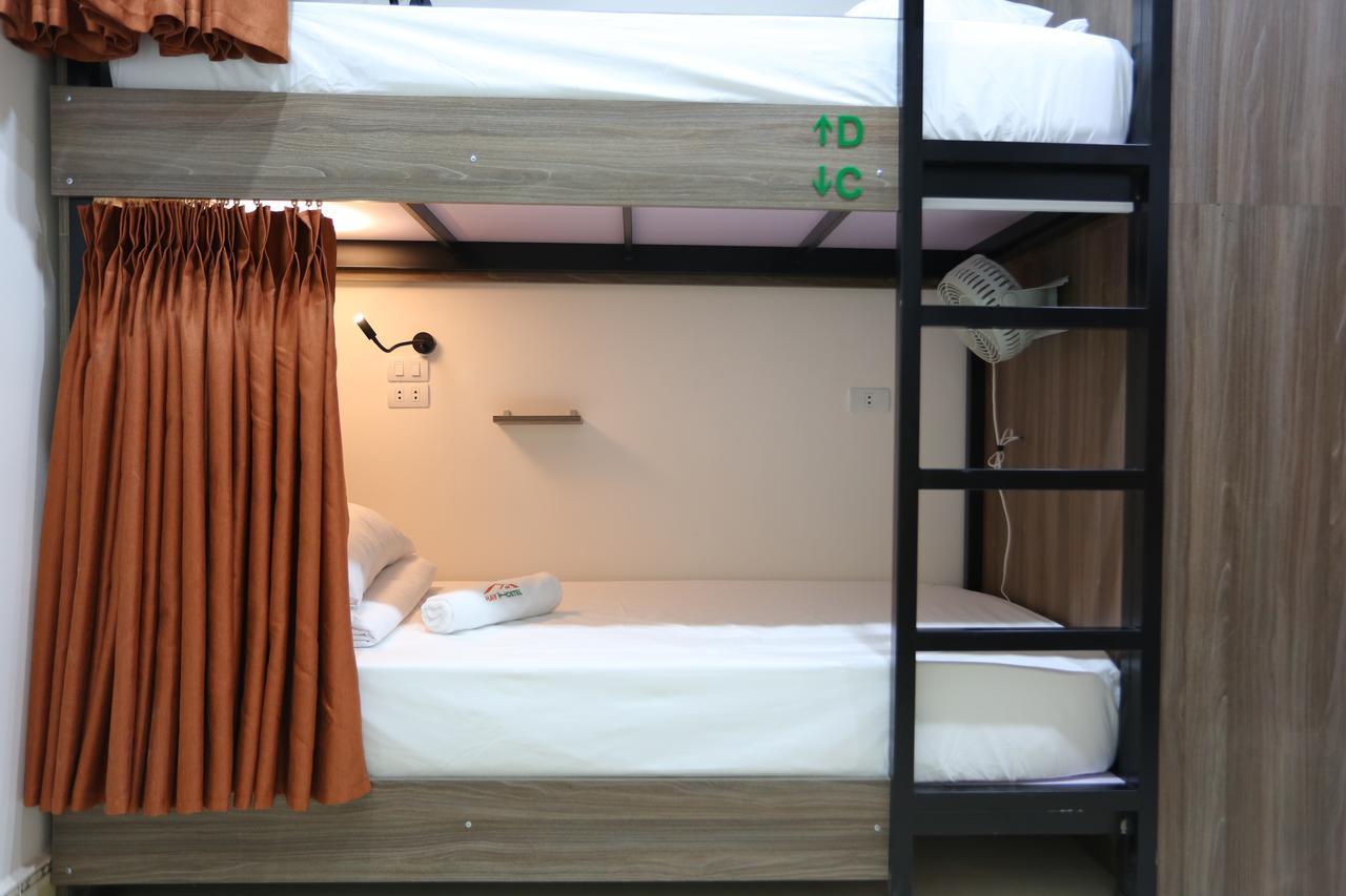 Hay Hostel *
