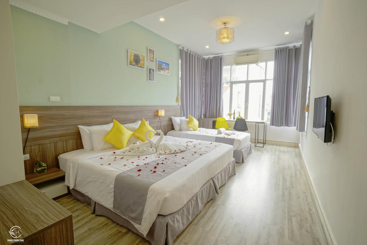 Hay Hostel *