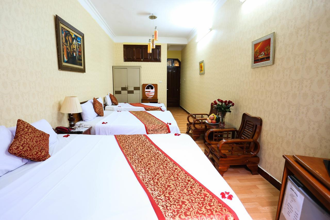 Grand 2 Khách sạn