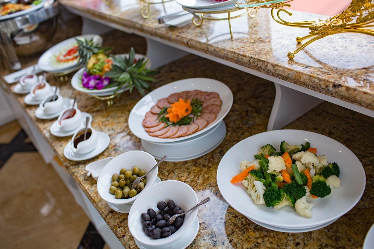 Hotel Cristina & Travel 3*