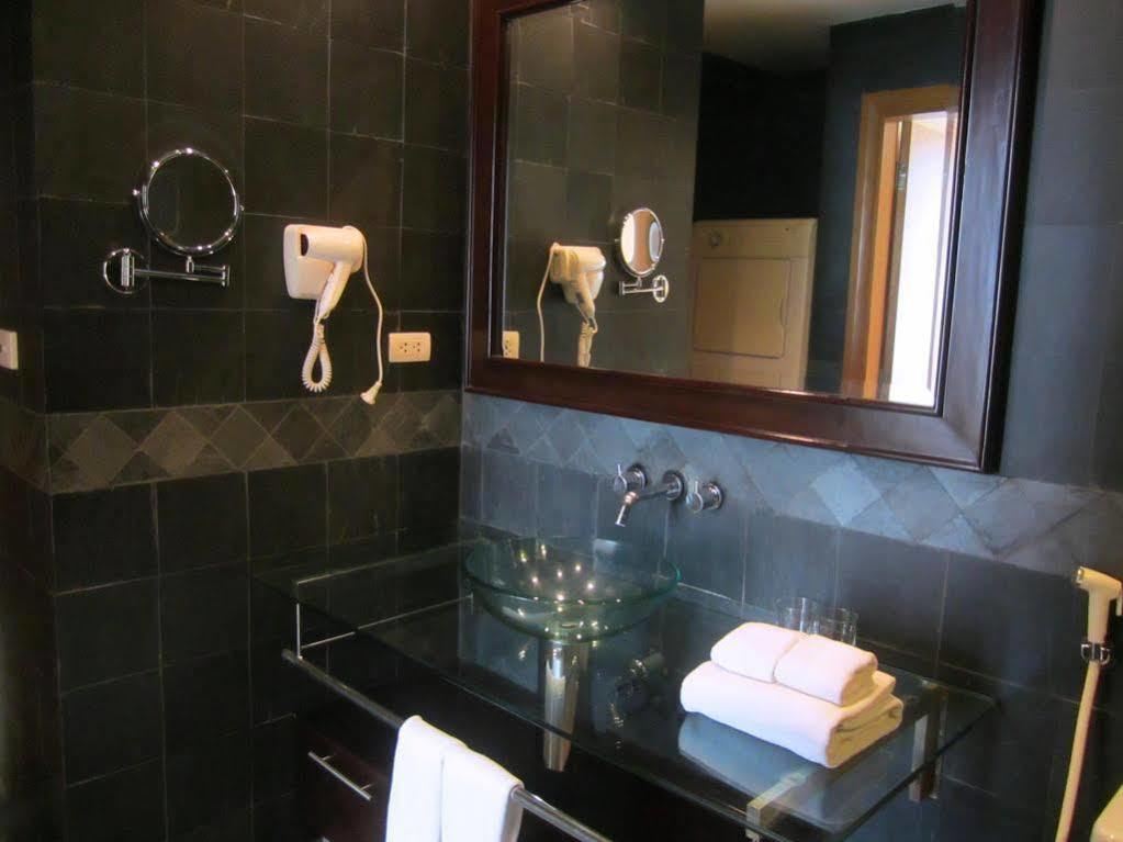 Pacific Place Serviced
