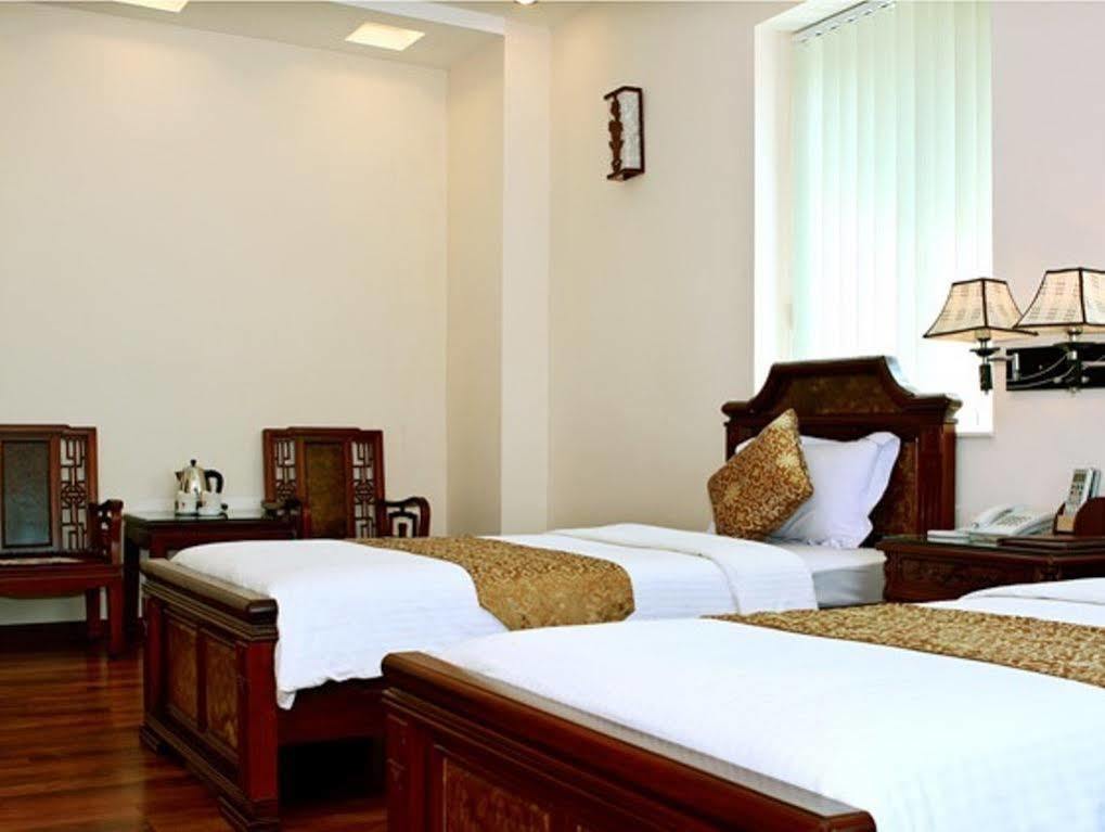 Hoa Hong - Xa Dan 3* Hanoi