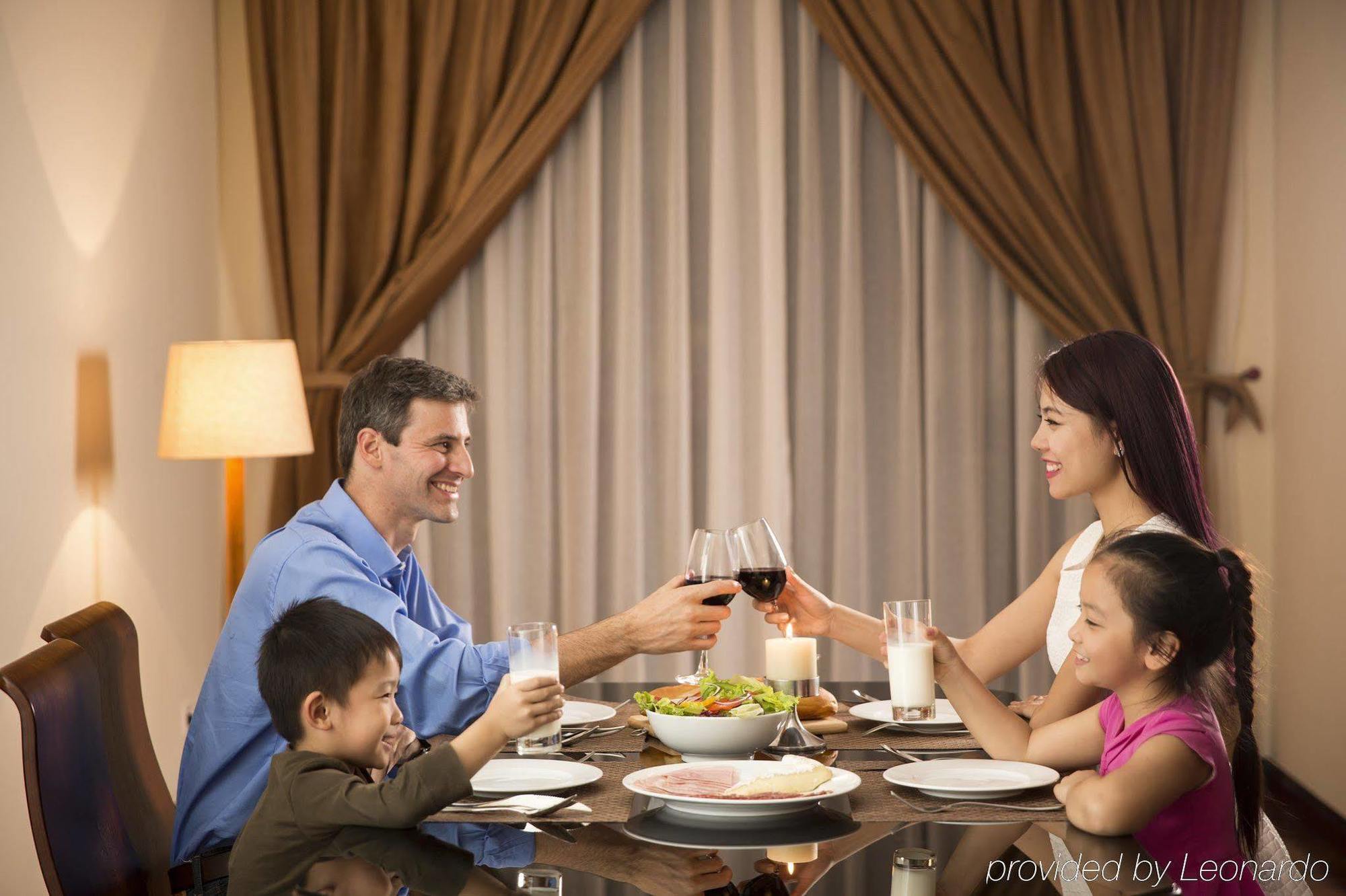 Aparthotel Vinhomes Royal City Hanoi