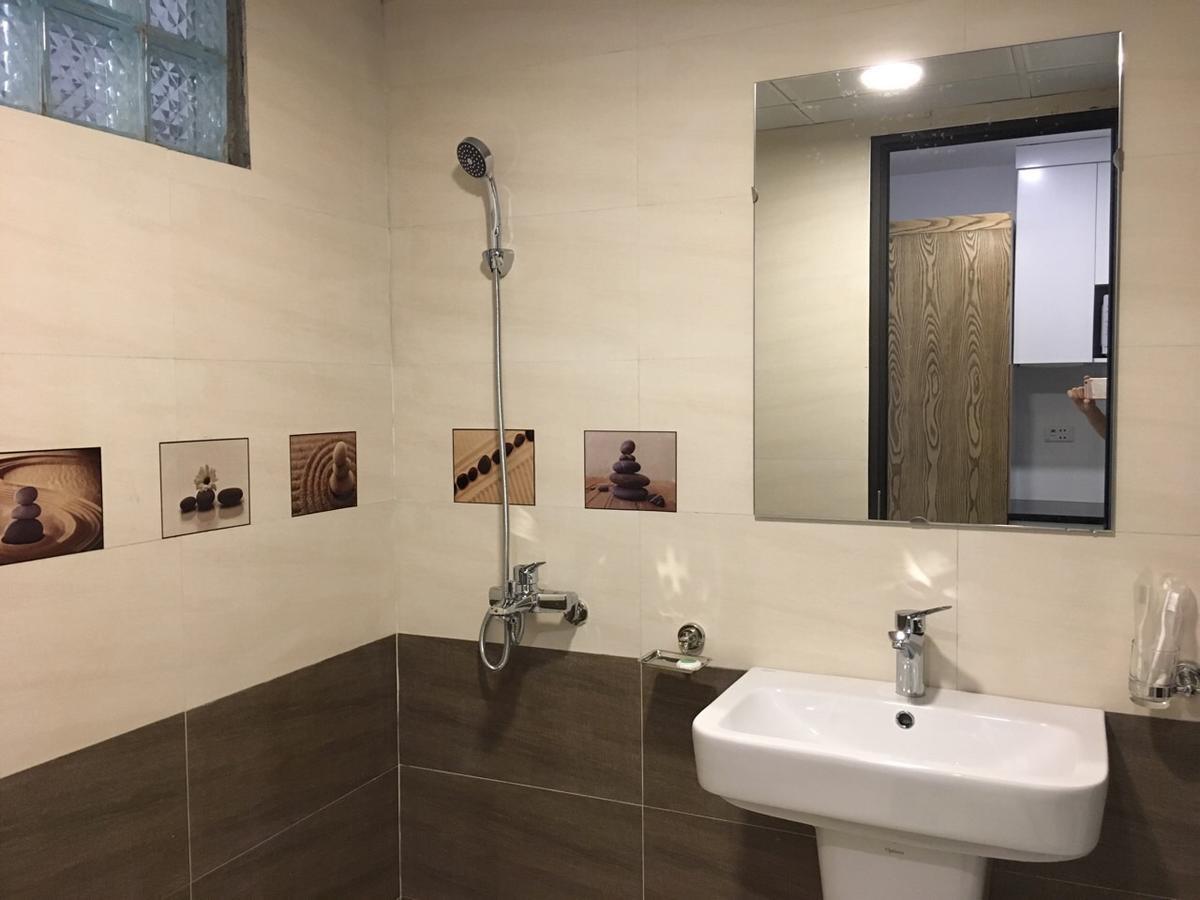 V House 5 Serviced Inn