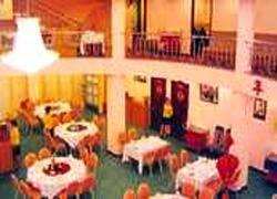 Oasis Hotel 3*