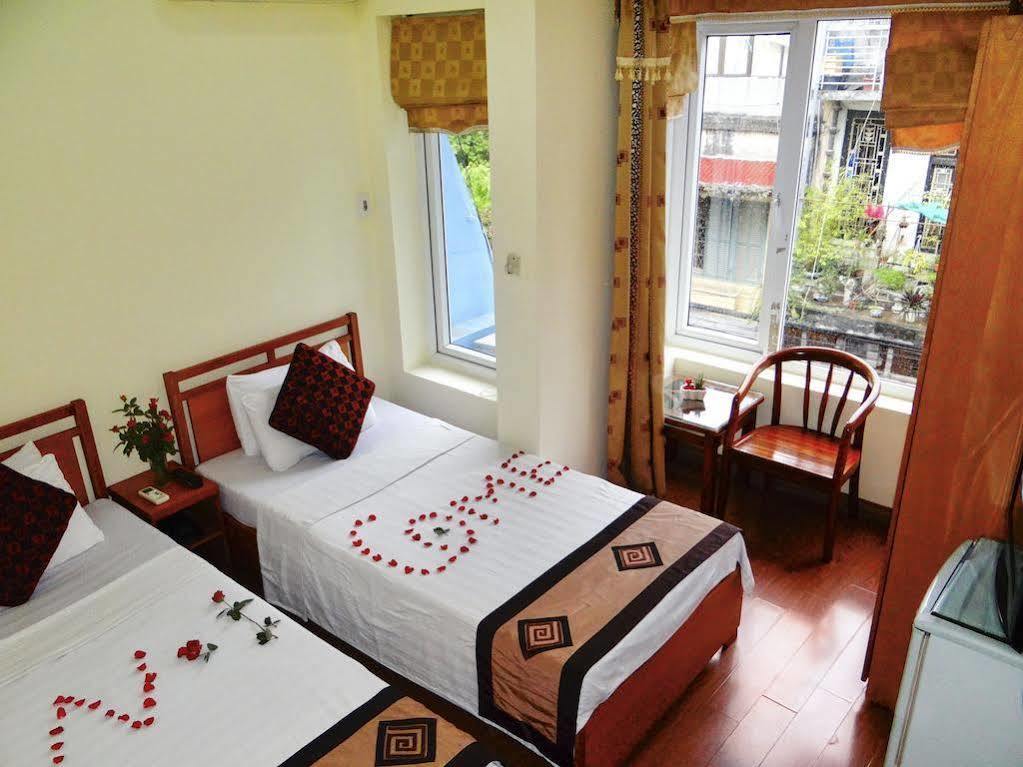 Hotel La Vision 3*
