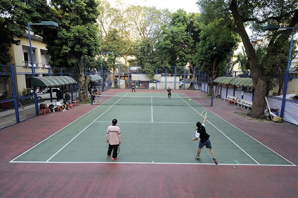 Hotel Khach San Cong Doan Quang Ba 3*