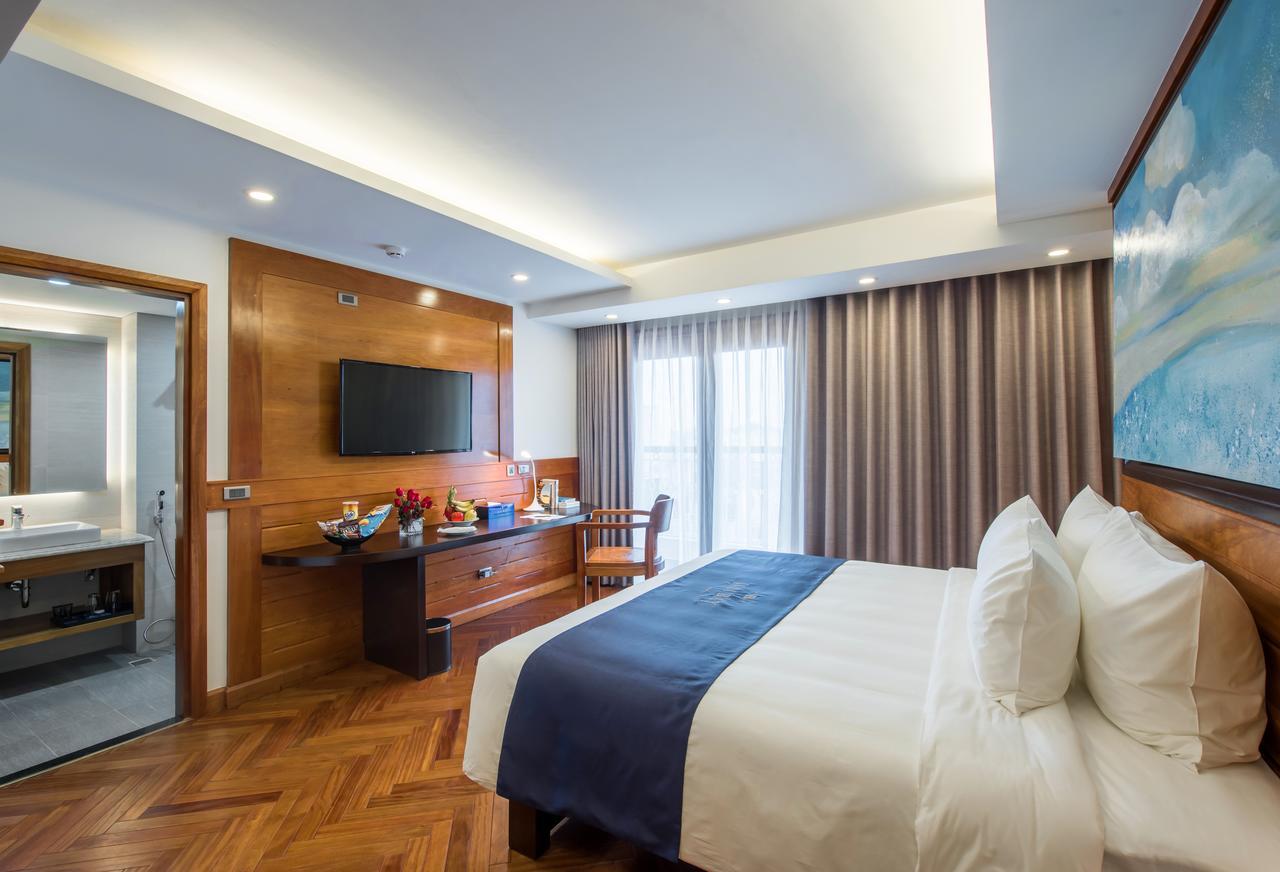 Bay & Restaurant 4* Hanoi