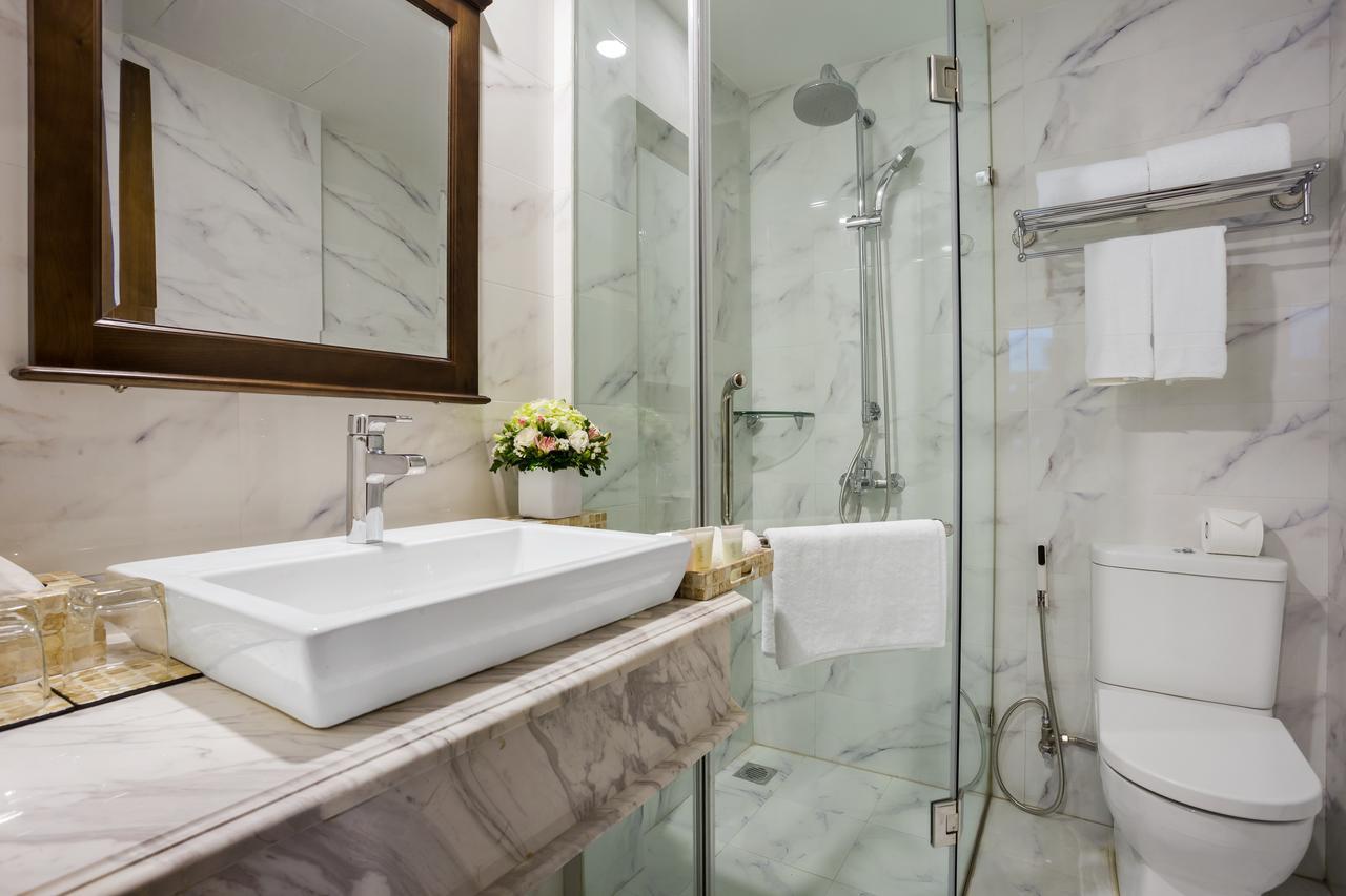 Maro Hotel 3*