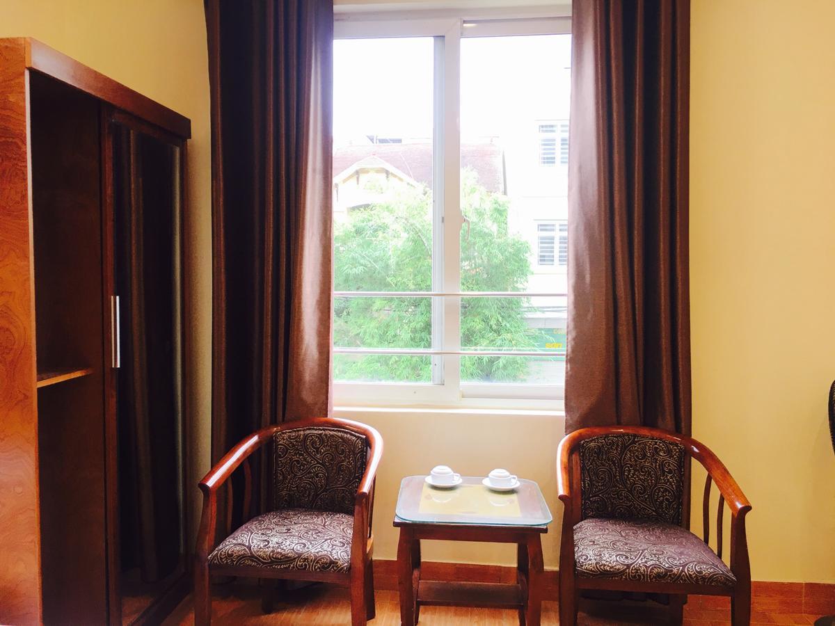 Saigon Palace - Tran Quoc Hoan