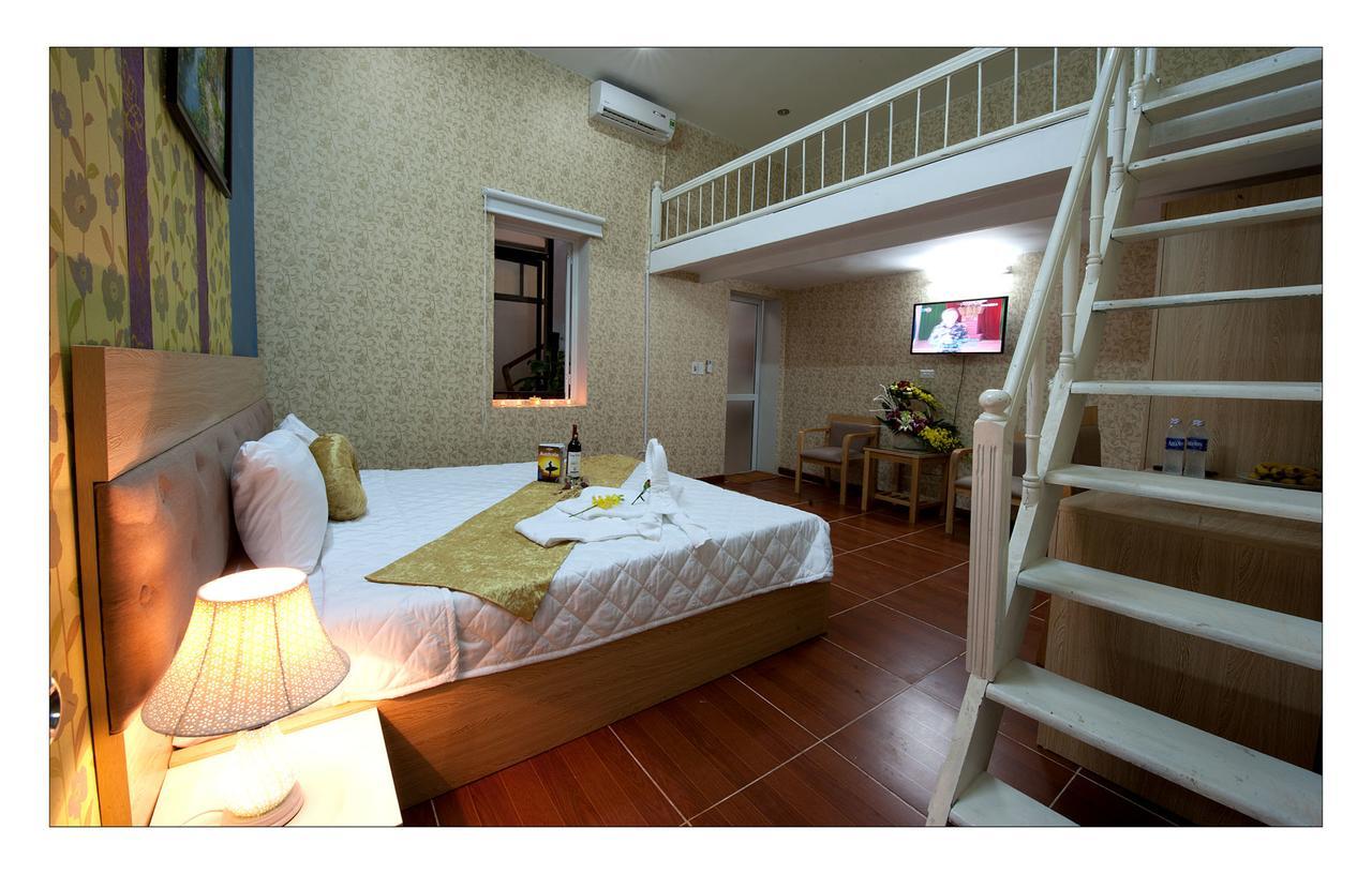 Golden Moon Diamond Hotel