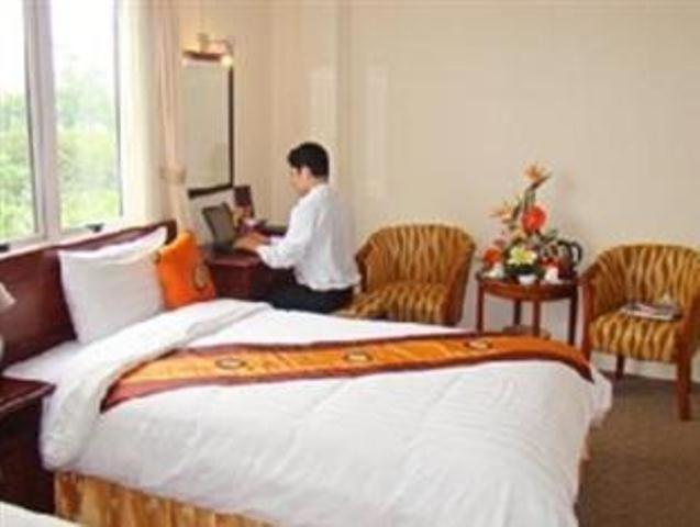 Hotel A25 - 30 An Duong 2*