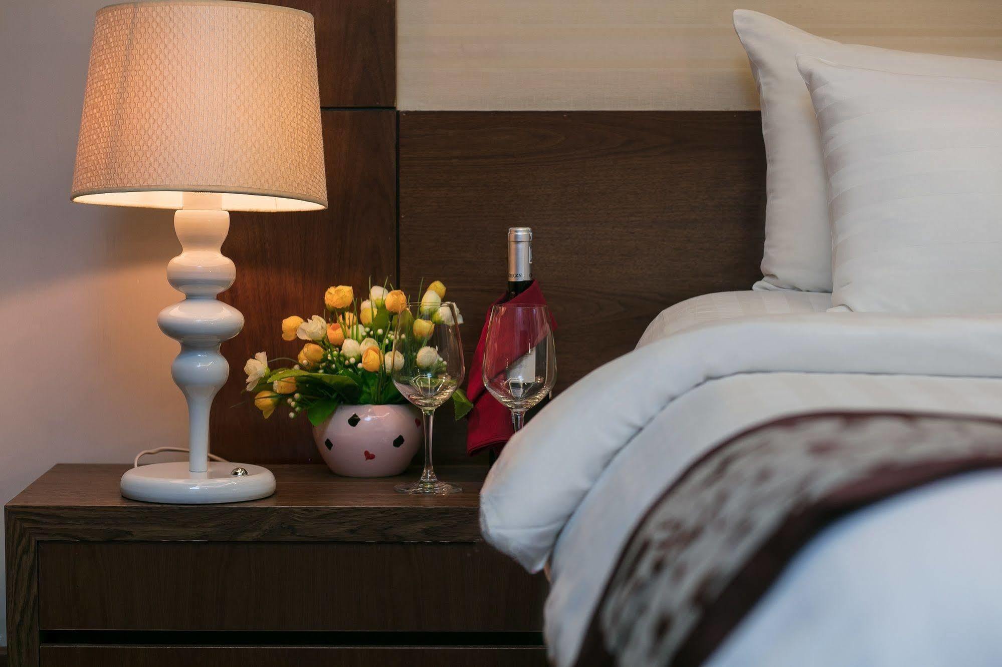 Bonne Nuit & Hotel 4*