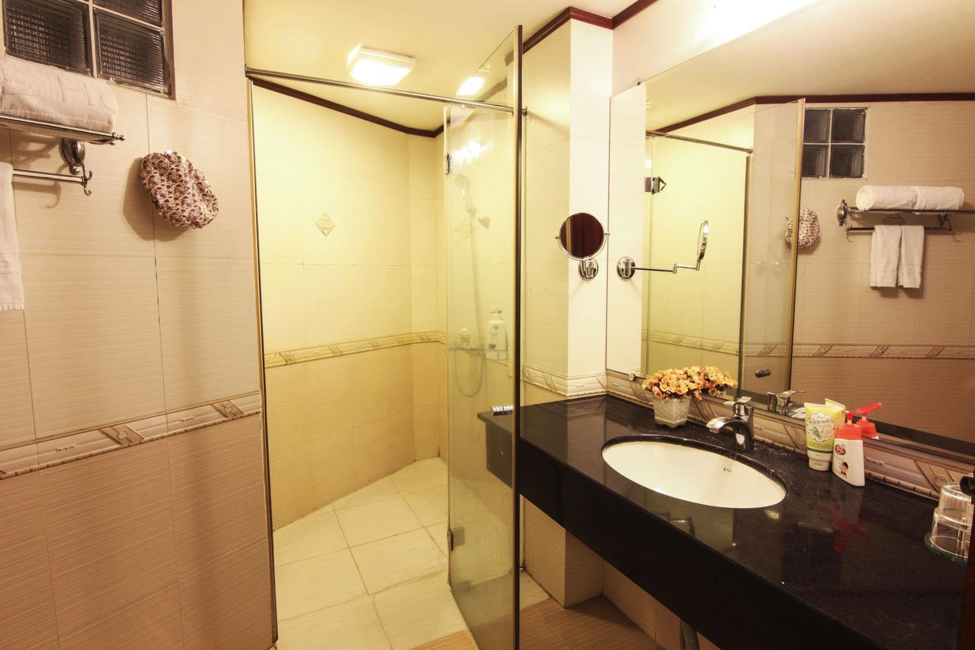 Hotel A25 - 61 Luong Ngoc Quyen Hanoi