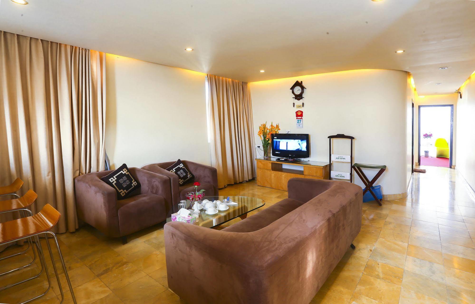 A25 - 12 Ngo Sy Lien Hotel