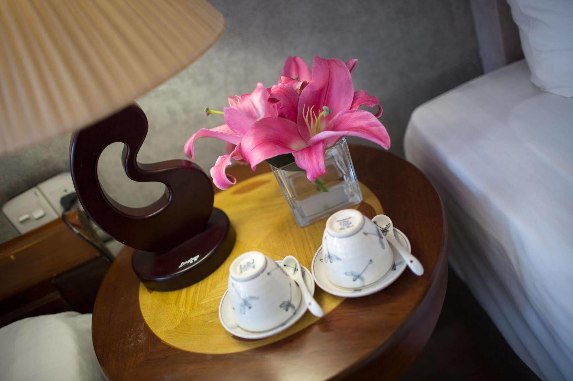 Symphony Hotel