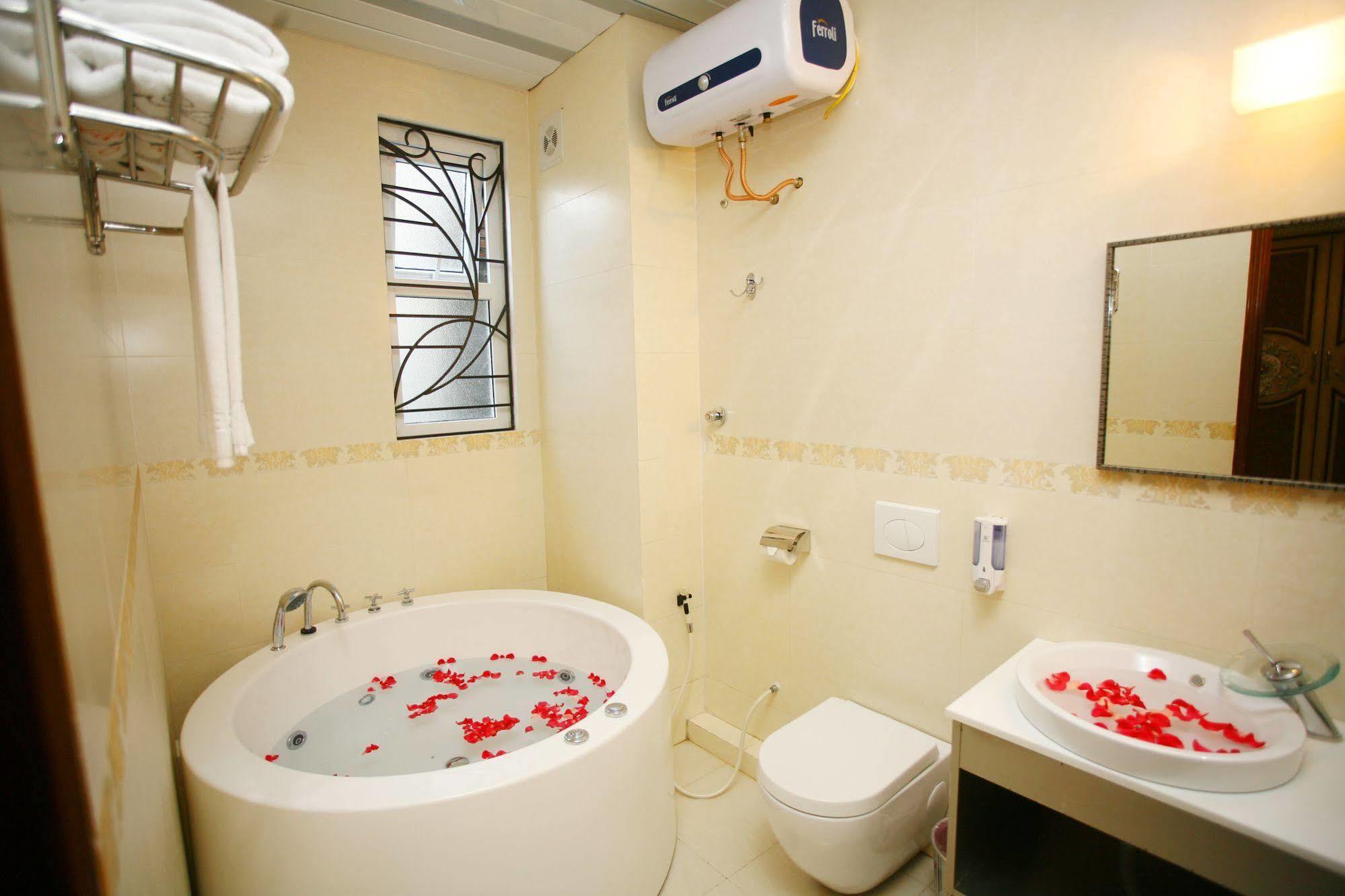 Premiere Hanz Memories Khách sạn