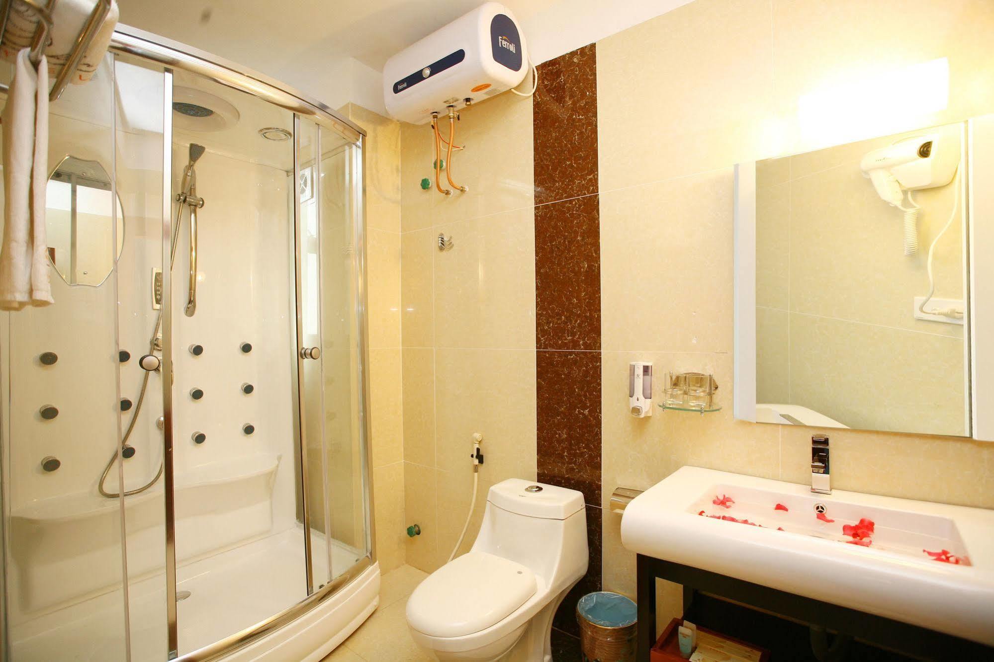 Premiere Hanz Memories Khách sạn