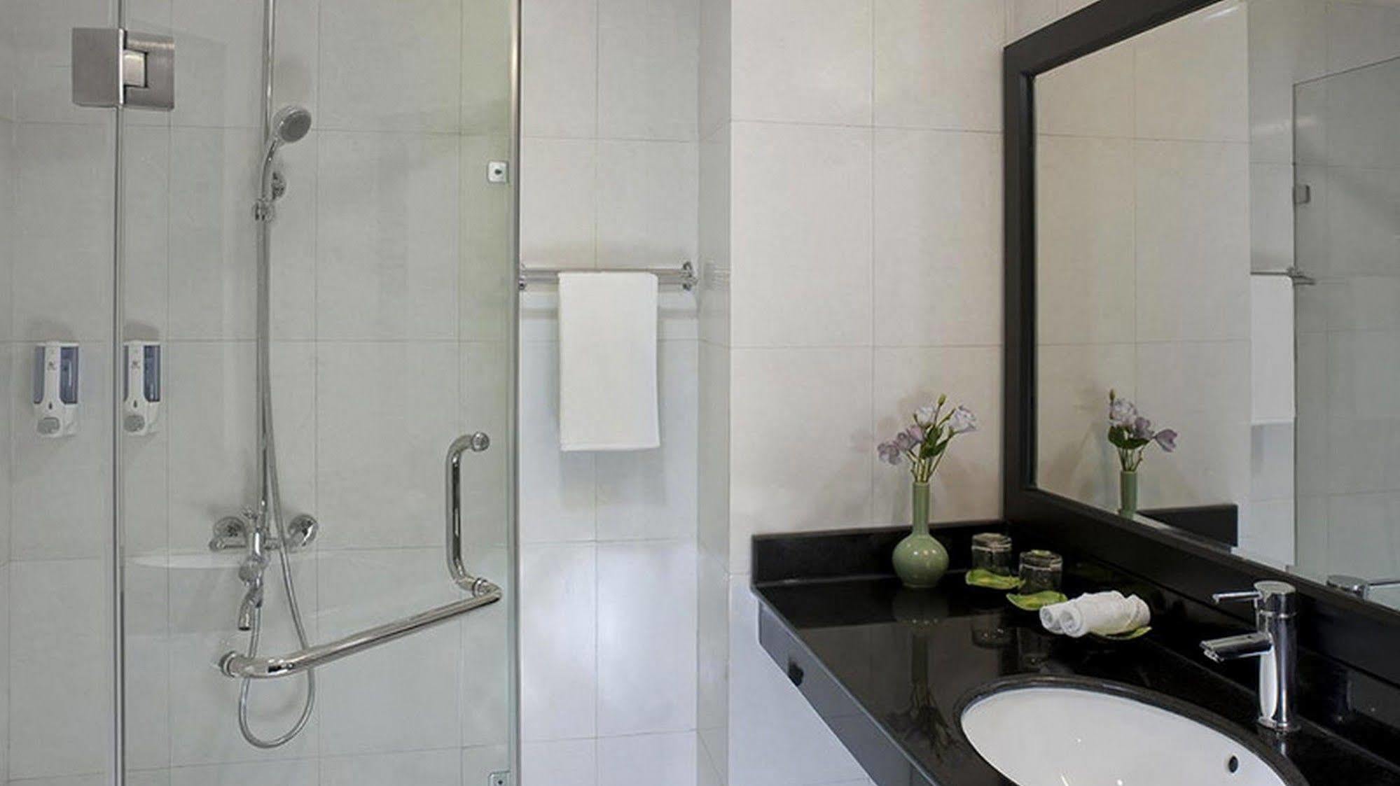 Thang Long Gtc Khách sạn