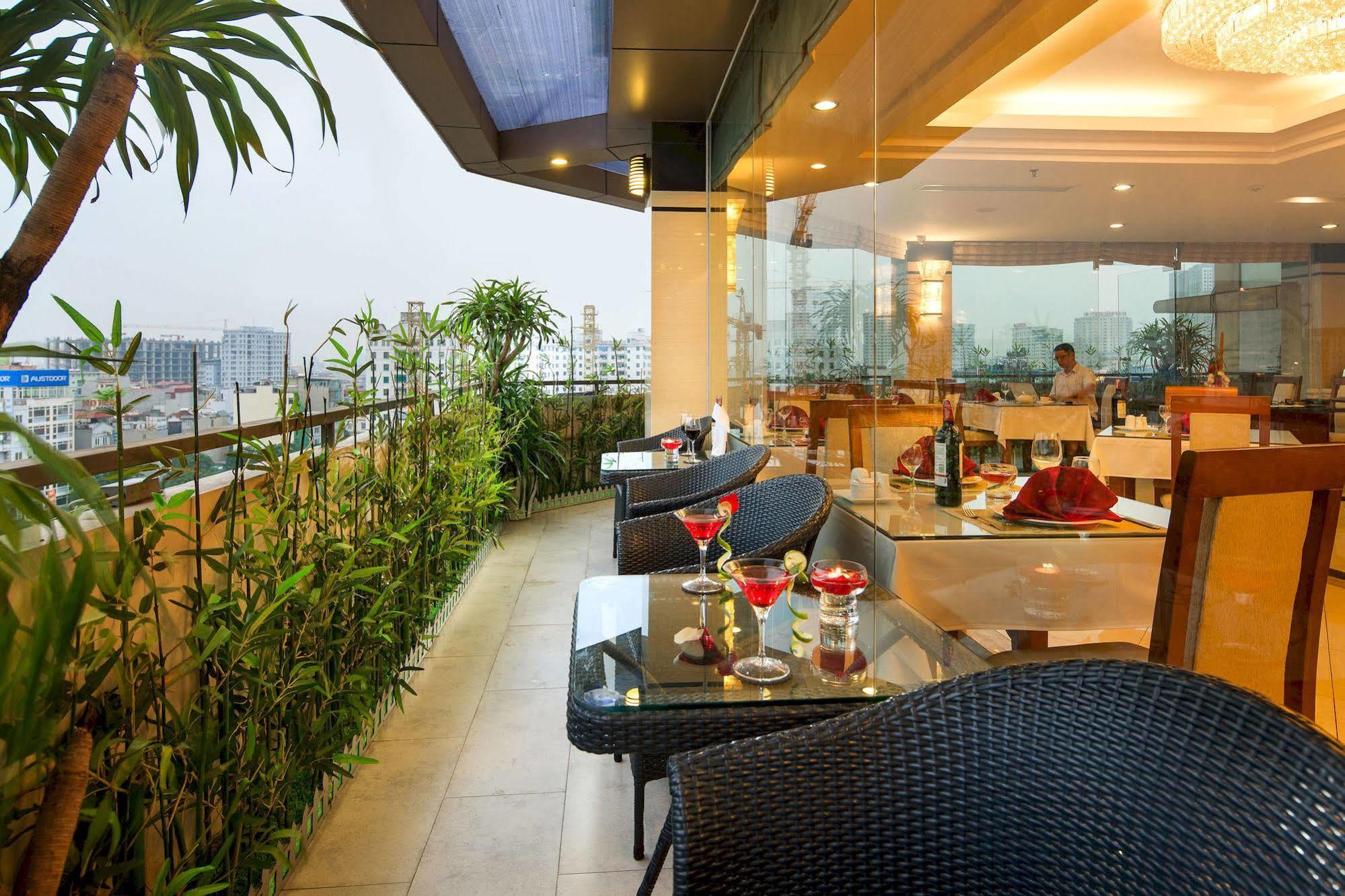 Hotel Luxeden 4*