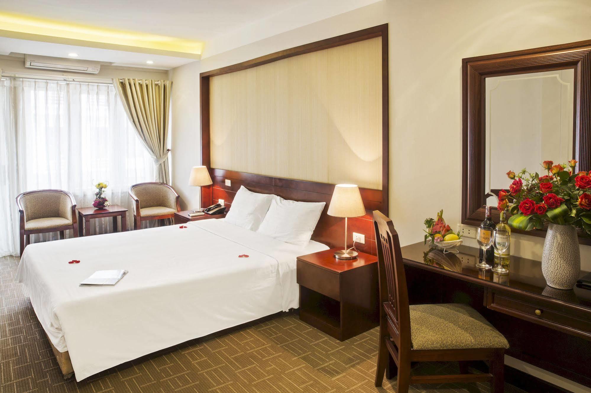 Thang Long Espana Hotel 3*