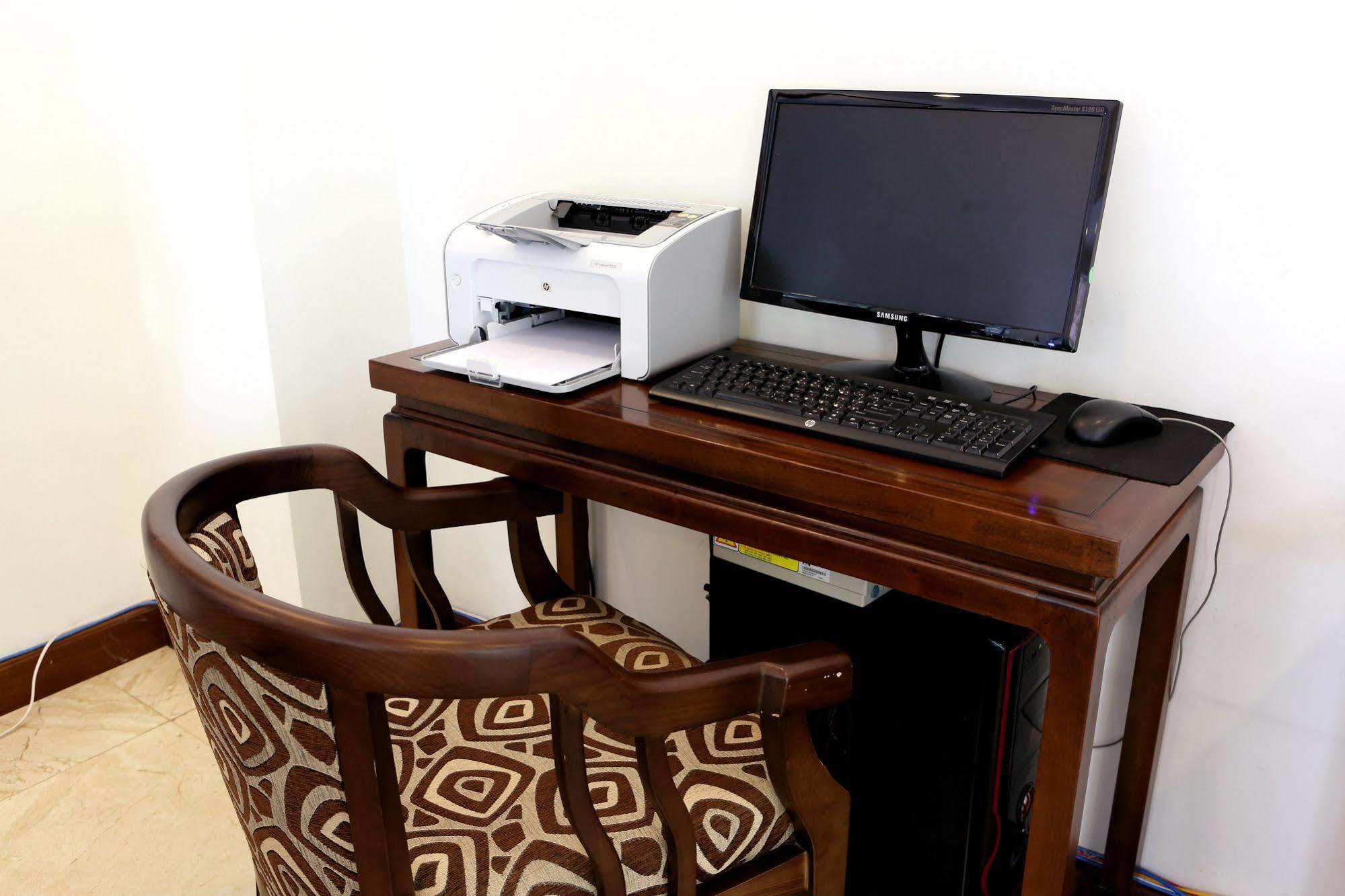 Le Carnot Boutique Hanoi