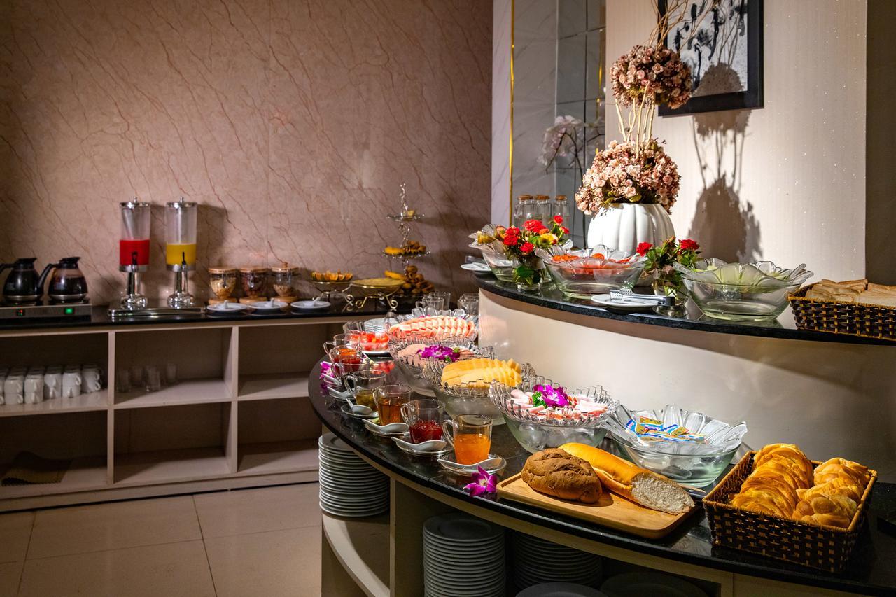 La Hotel 3*