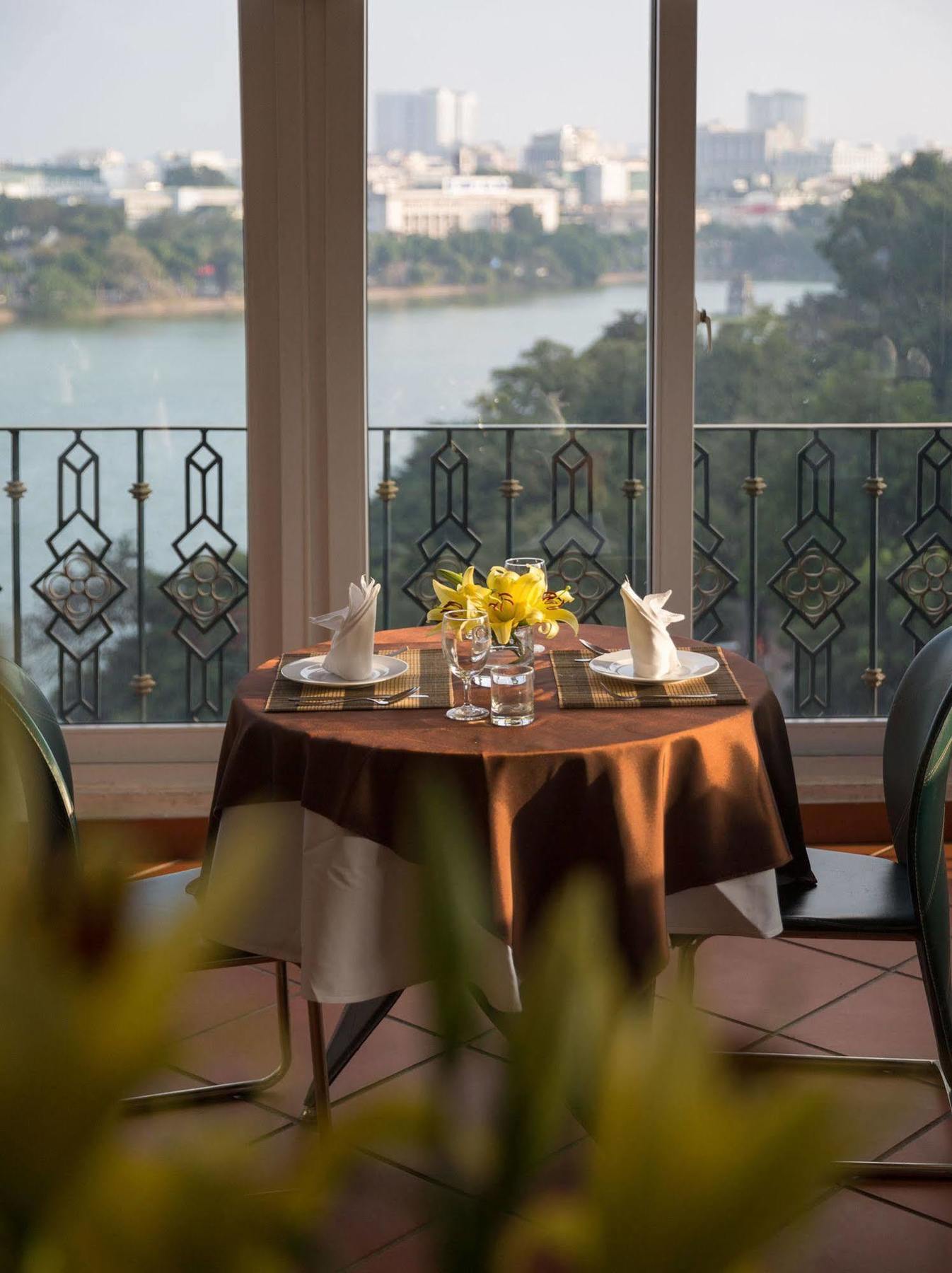 Hotel Lakeside Palace 3*