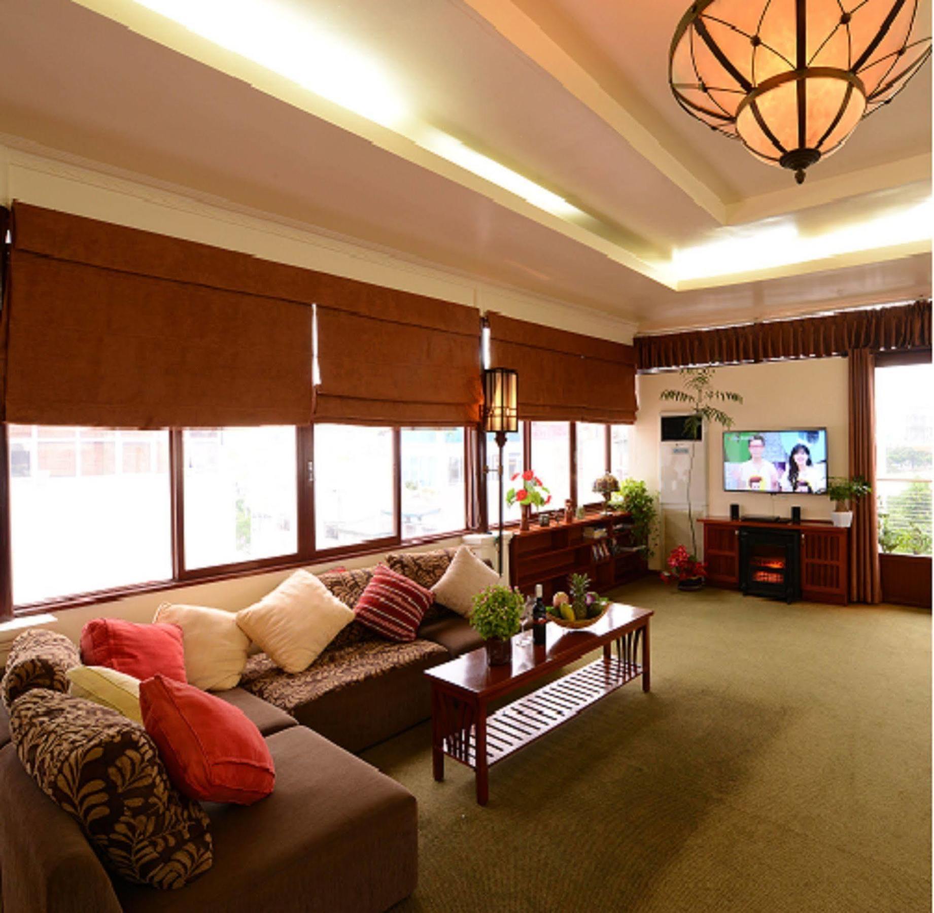 Artisan Boutique 3*