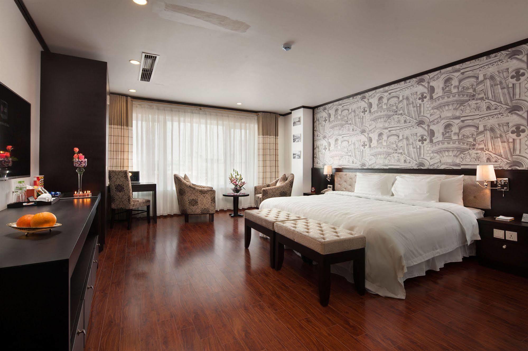 Boss Legend Hotel 4*