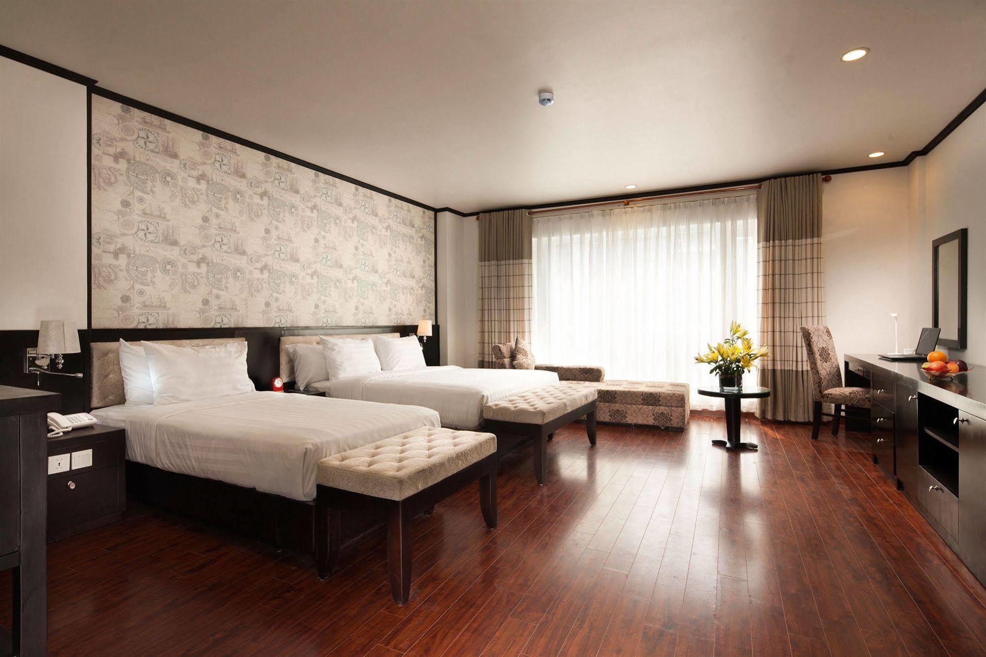 Hotel Boss Legend Hanoi