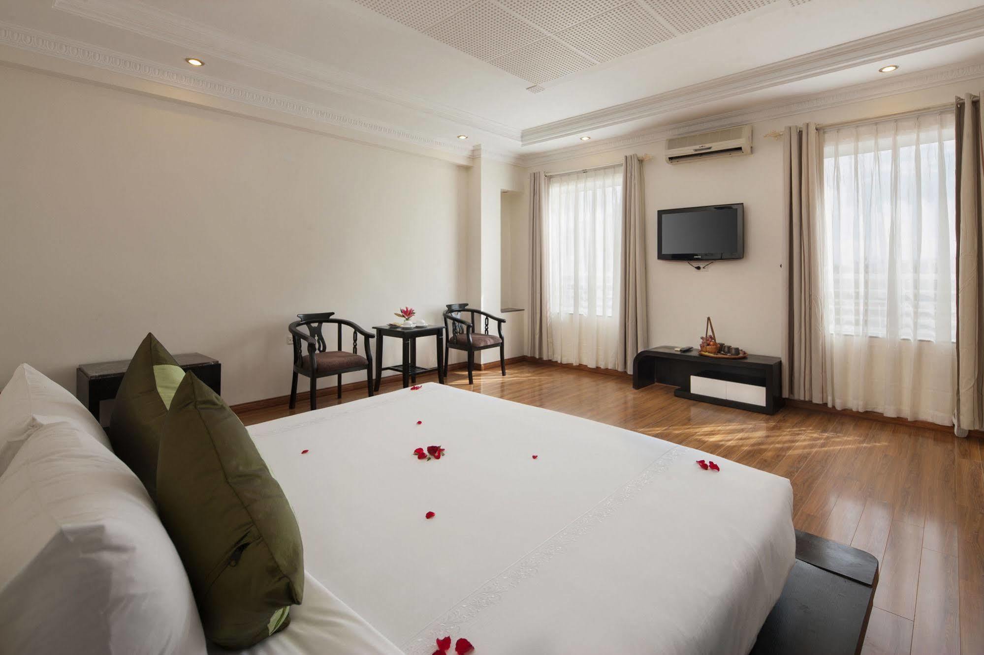 Serenity 3* Hanoi
