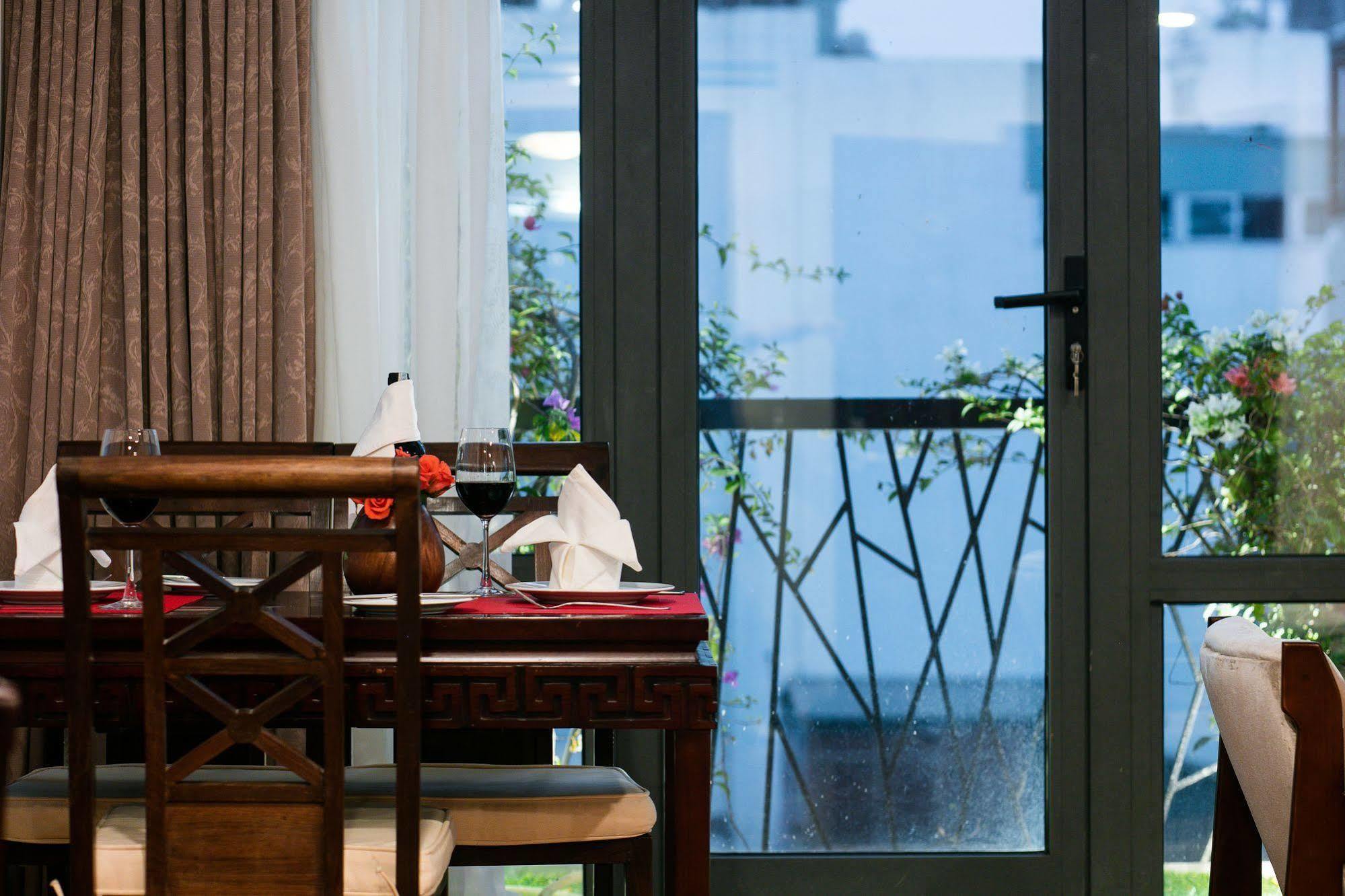 Au Coeur D'hanoi Boutique 3*