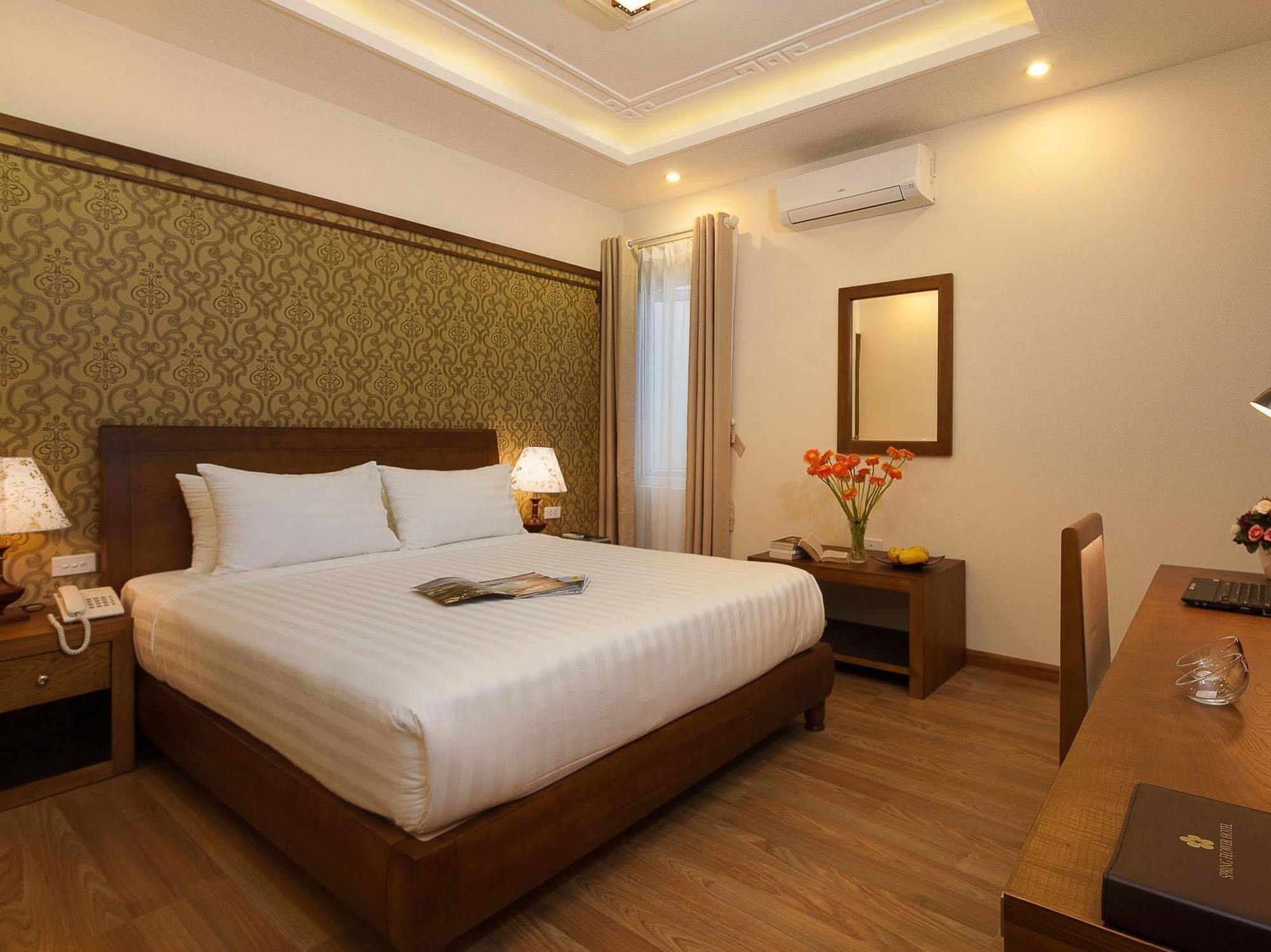 Hotel La Palm Hanói