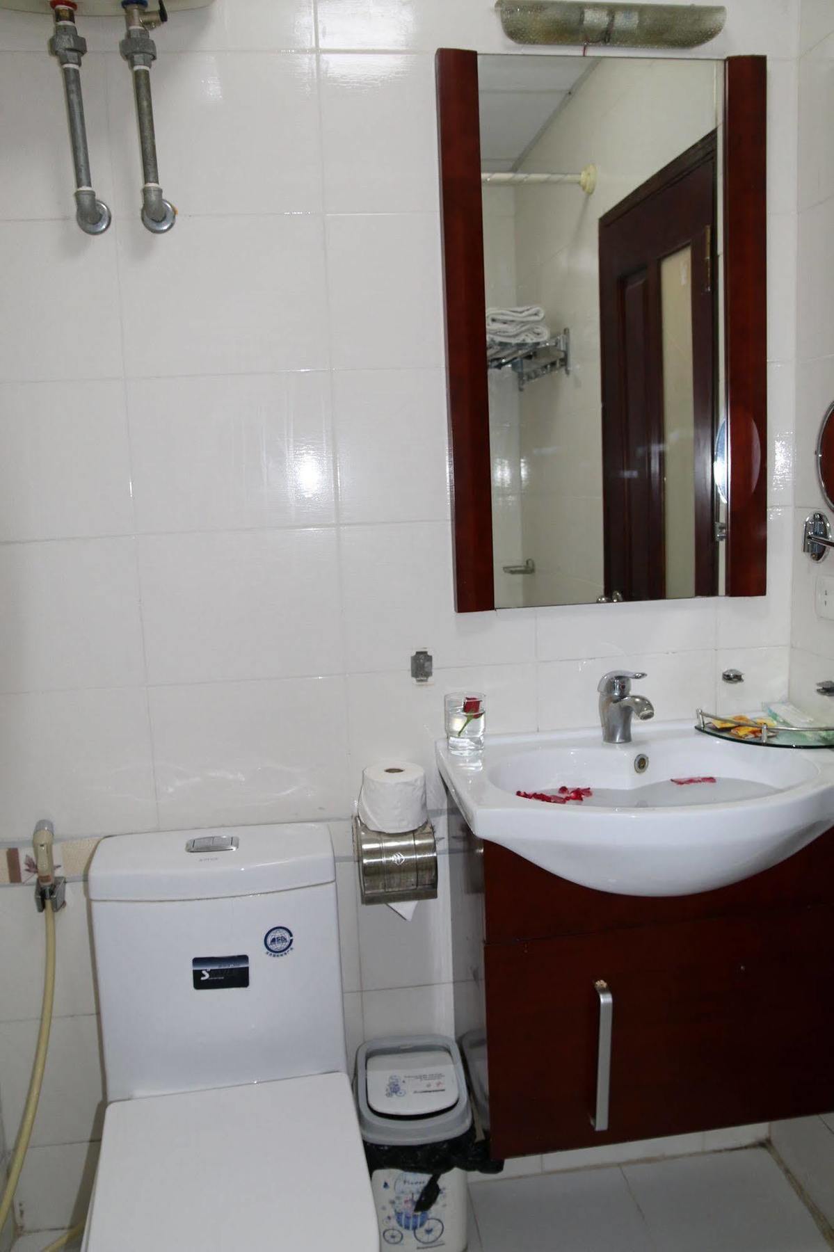 Hotel Charming Hanoi