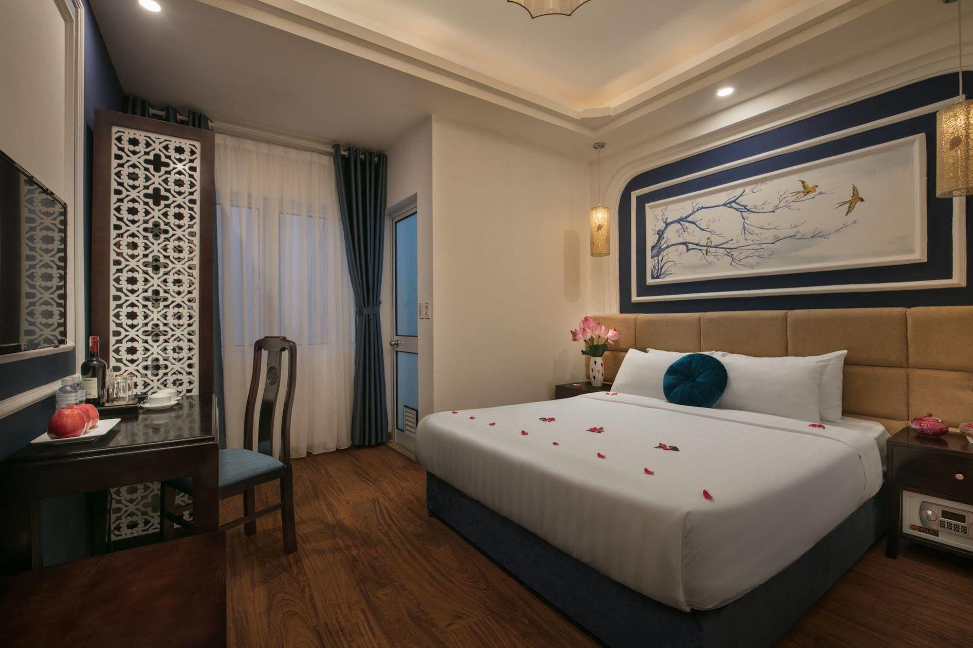 Chic Boutique Hanoi