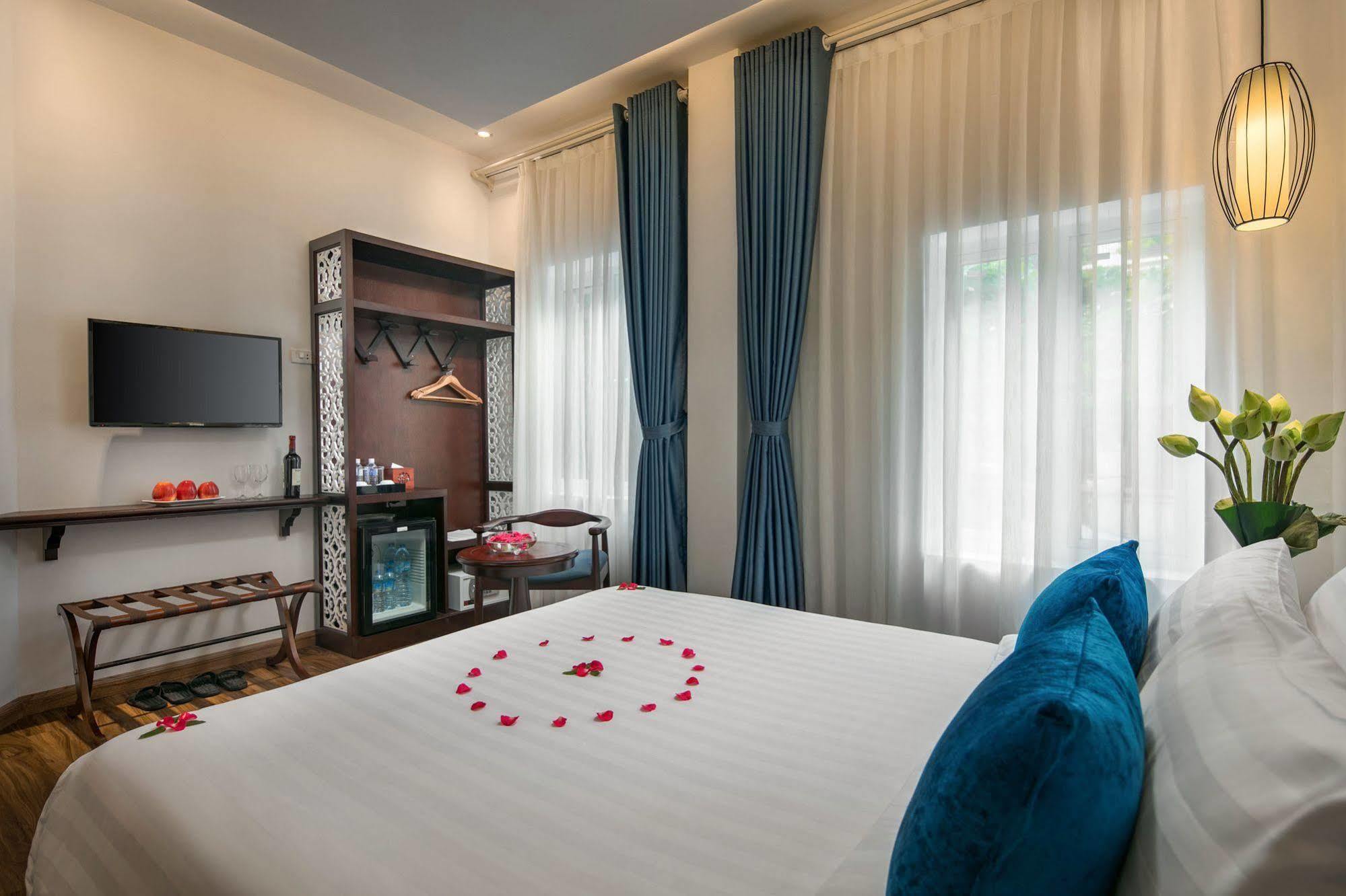 Hotel Chic Boutique 3*