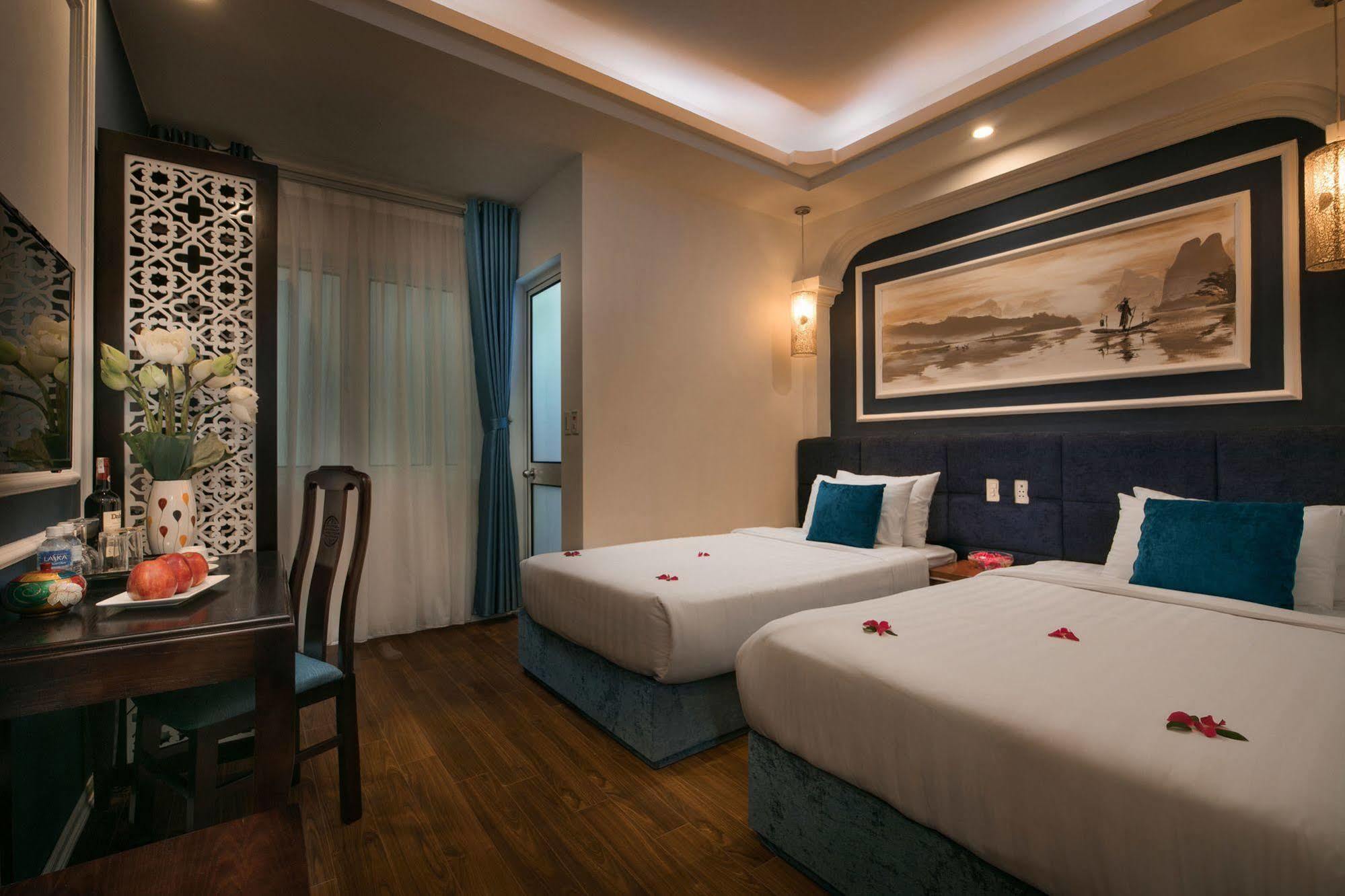 Chic Boutique Hotel 3*