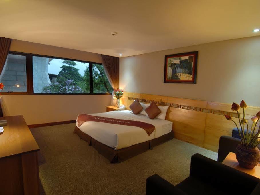 Eternity 3* Hanoi