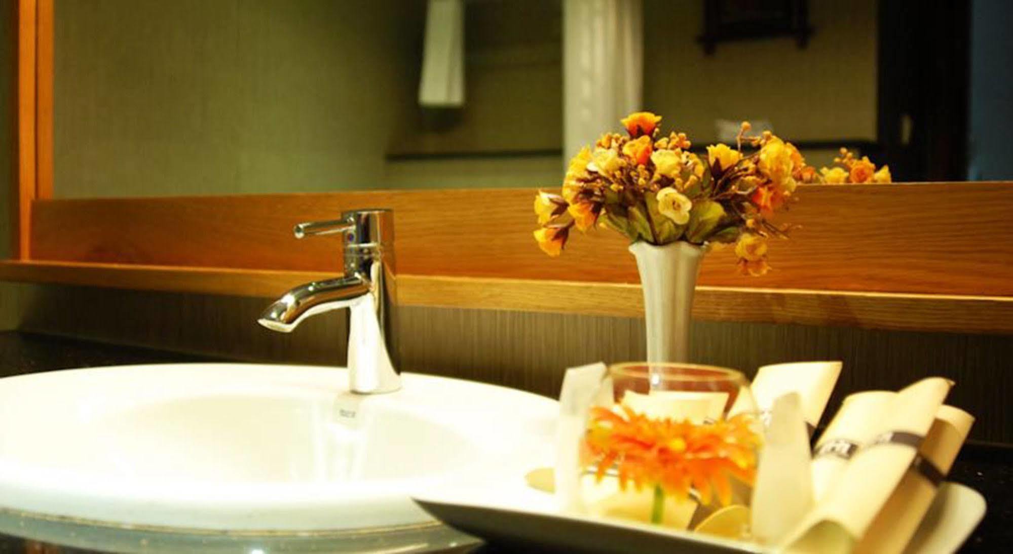 Eternity Hotel 3*