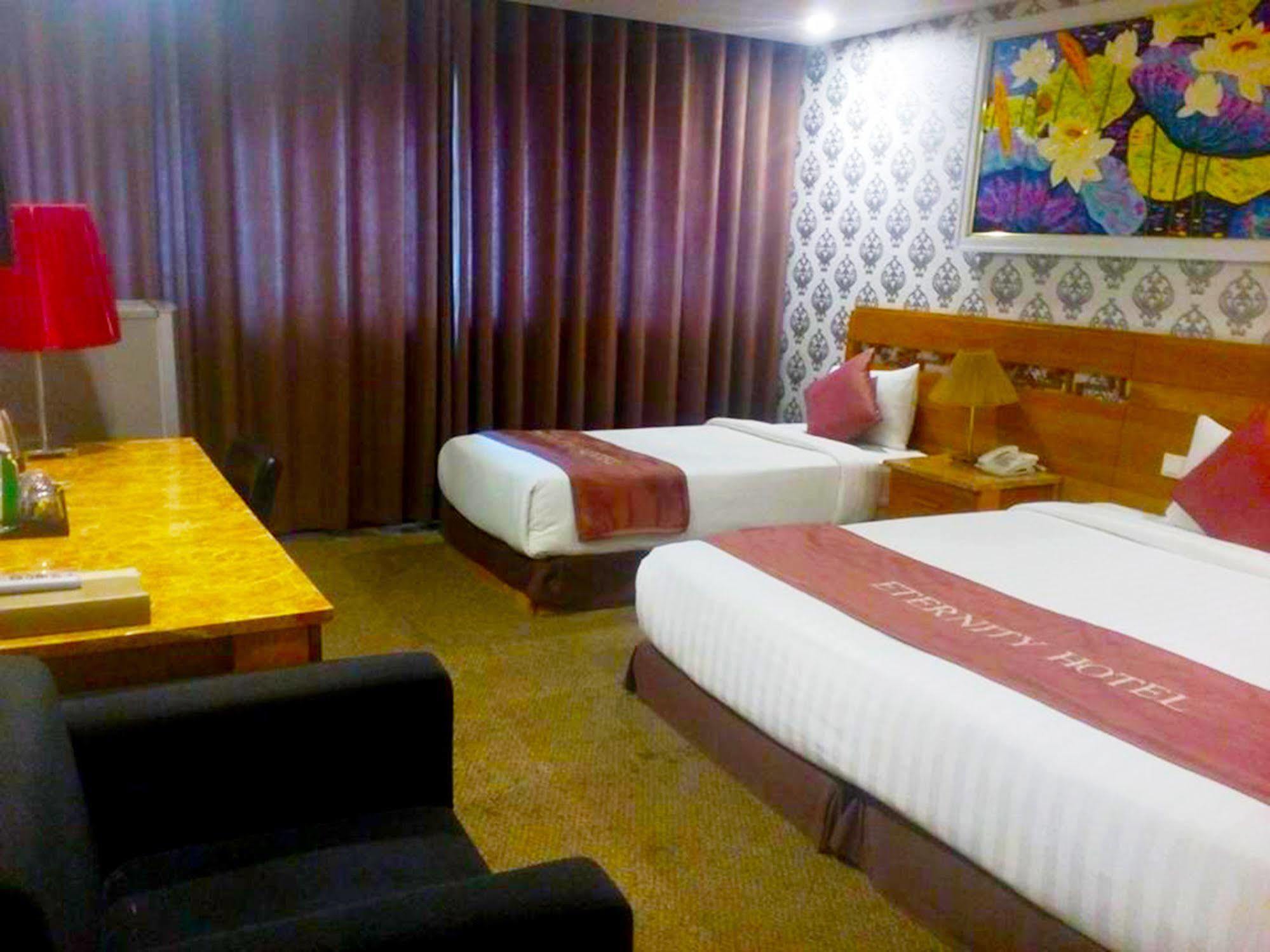 Hotel Eternity
