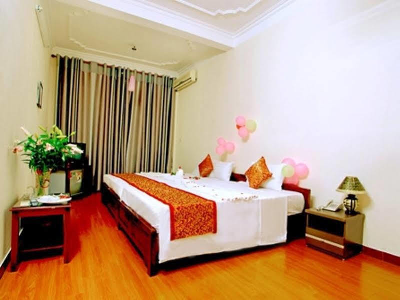 Khách sạn Grand 2 2*