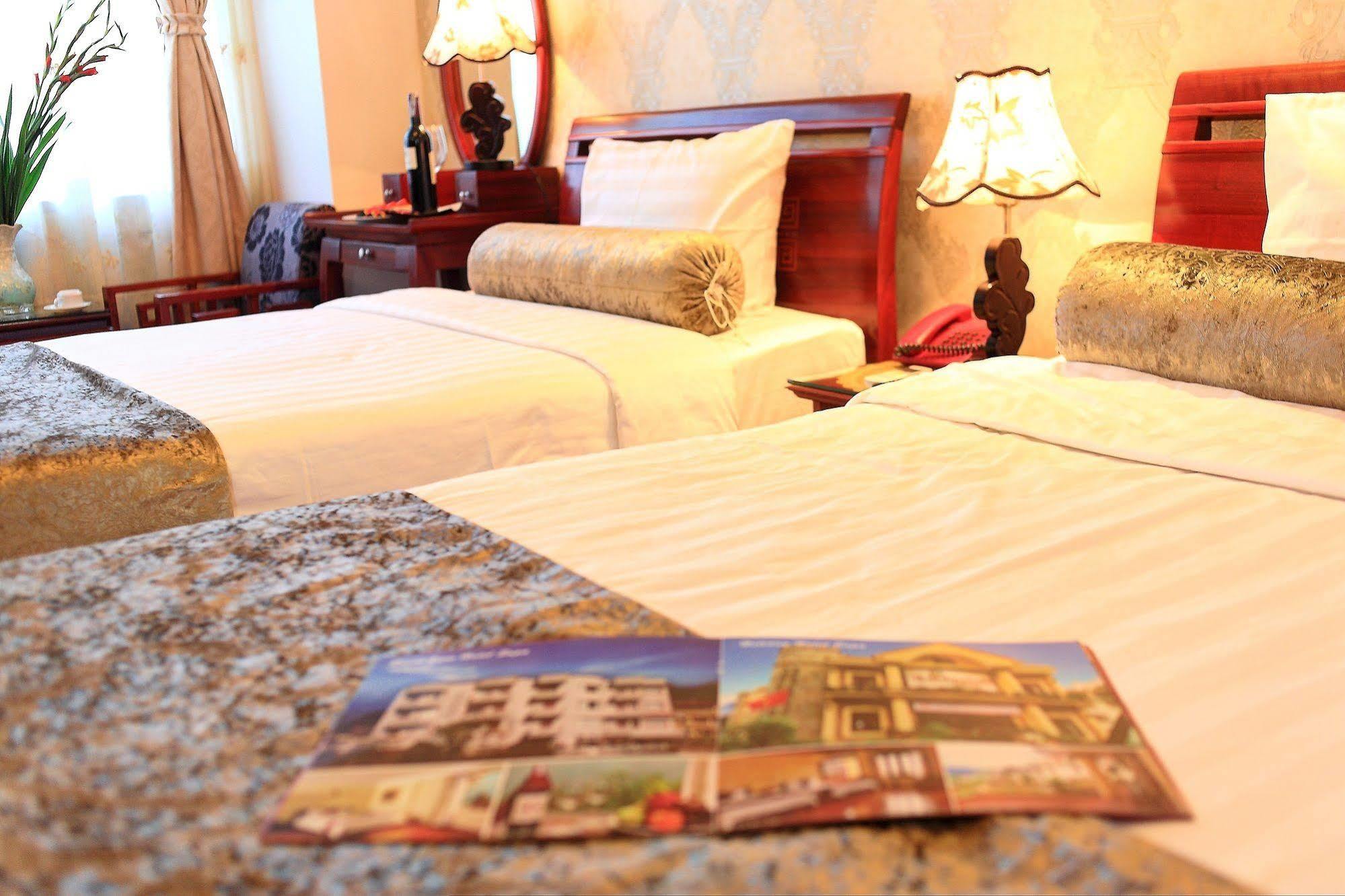 Luxury Hotel 3*