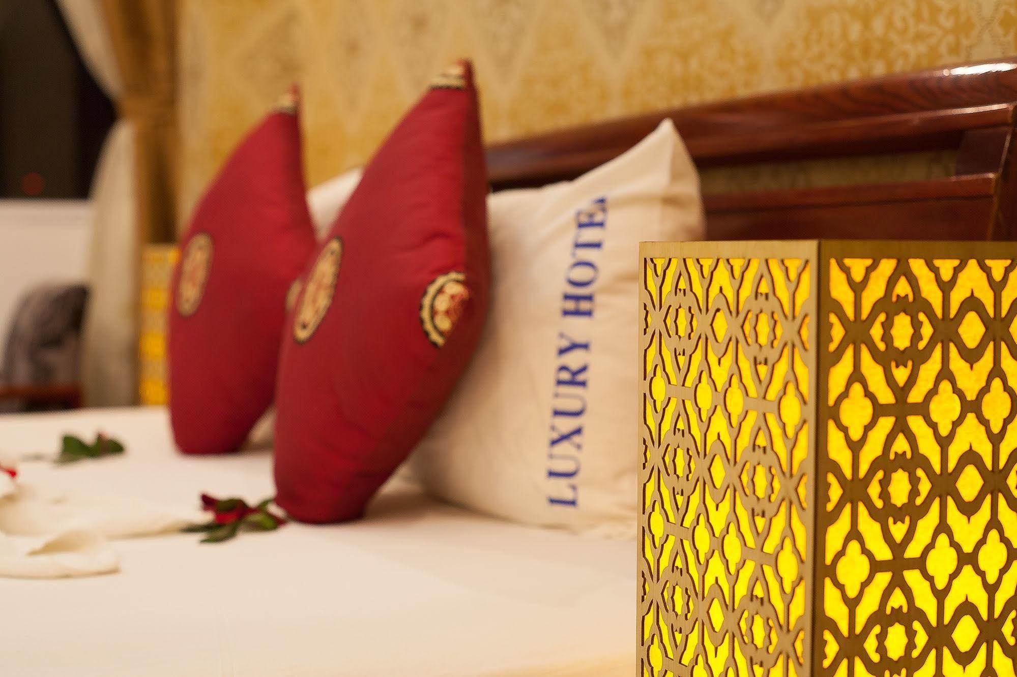 Hotel Luxury 3*