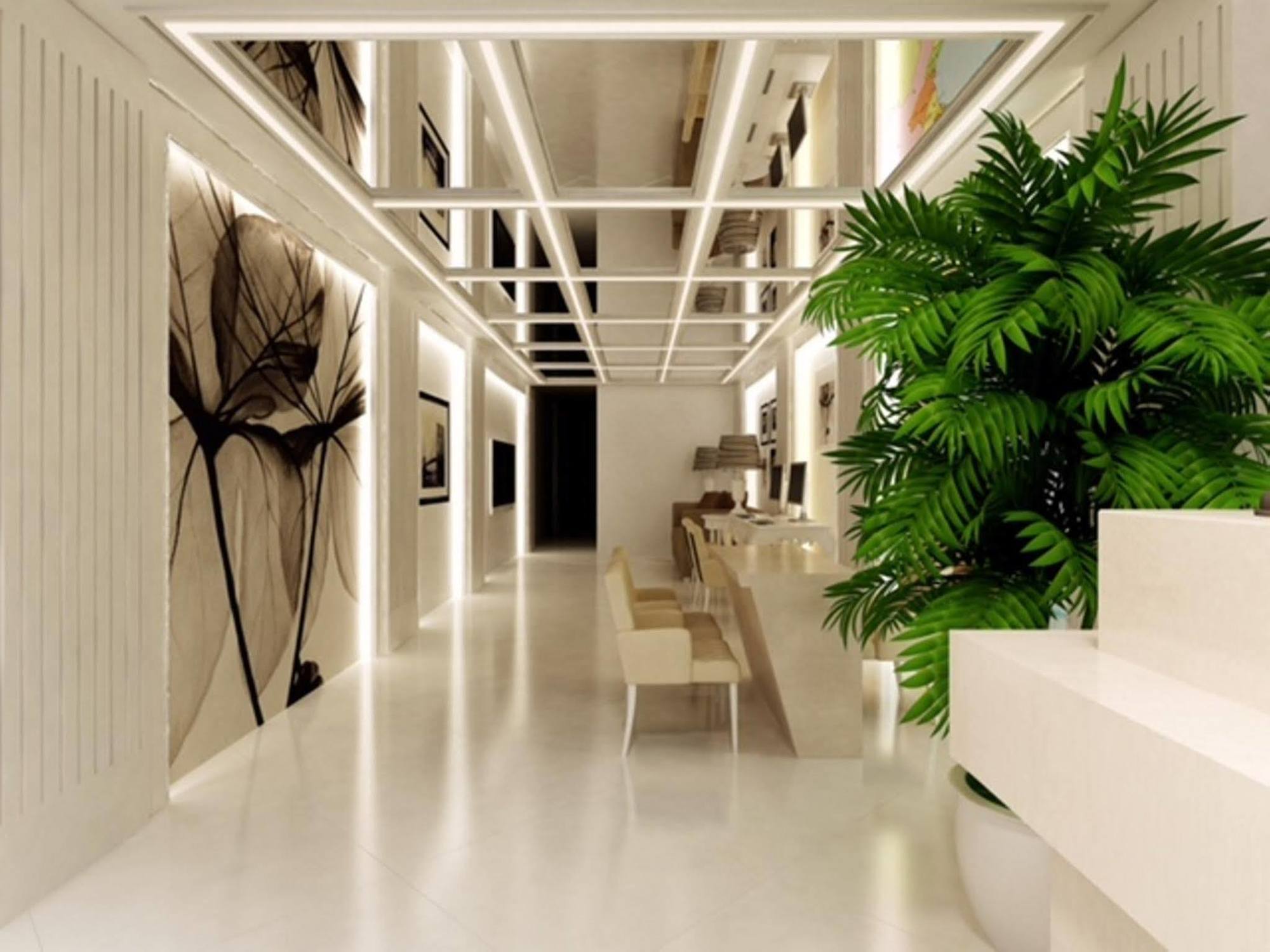 Hotel Luxury Old Quarter & Gym 4*