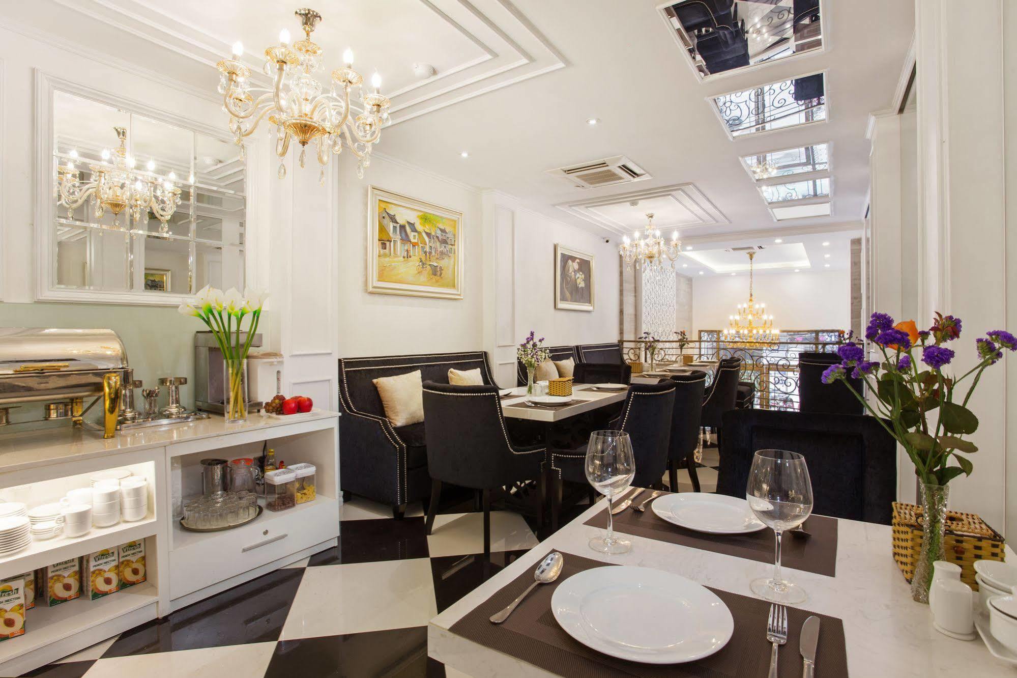 Hotel Luxury Old Quarter & Gym Hanoi