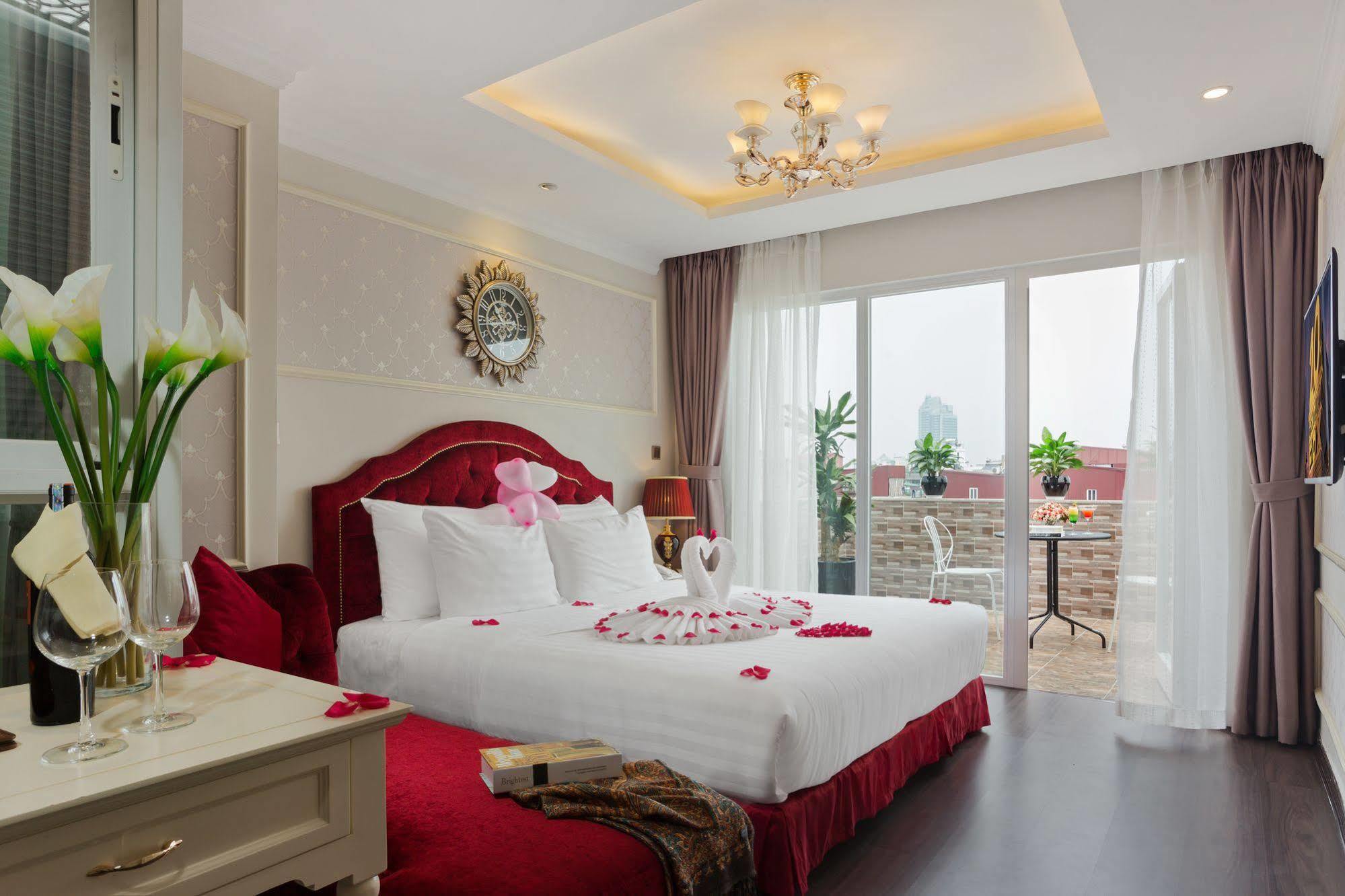 Luxury Old Quarter & Gym Hotel