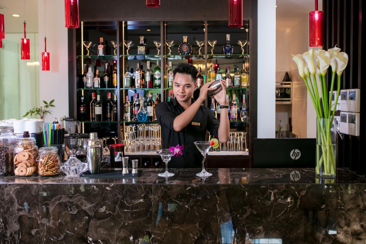 Hotel Grandiose &